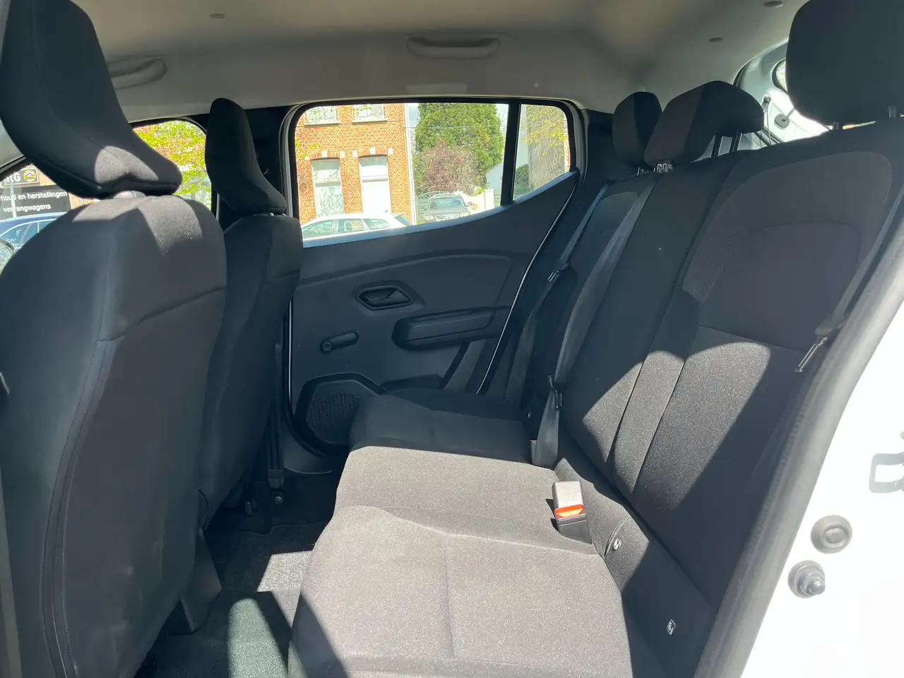 Dacia Sandero 1.0 TCe Essential/NIEUWSTAAT/JONGE WAGEN/GARANTIE 10