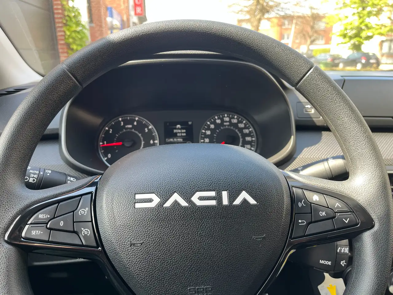 Dacia Sandero 1.0 TCe Essential/NIEUWSTAAT/JONGE WAGEN/GARANTIE 15