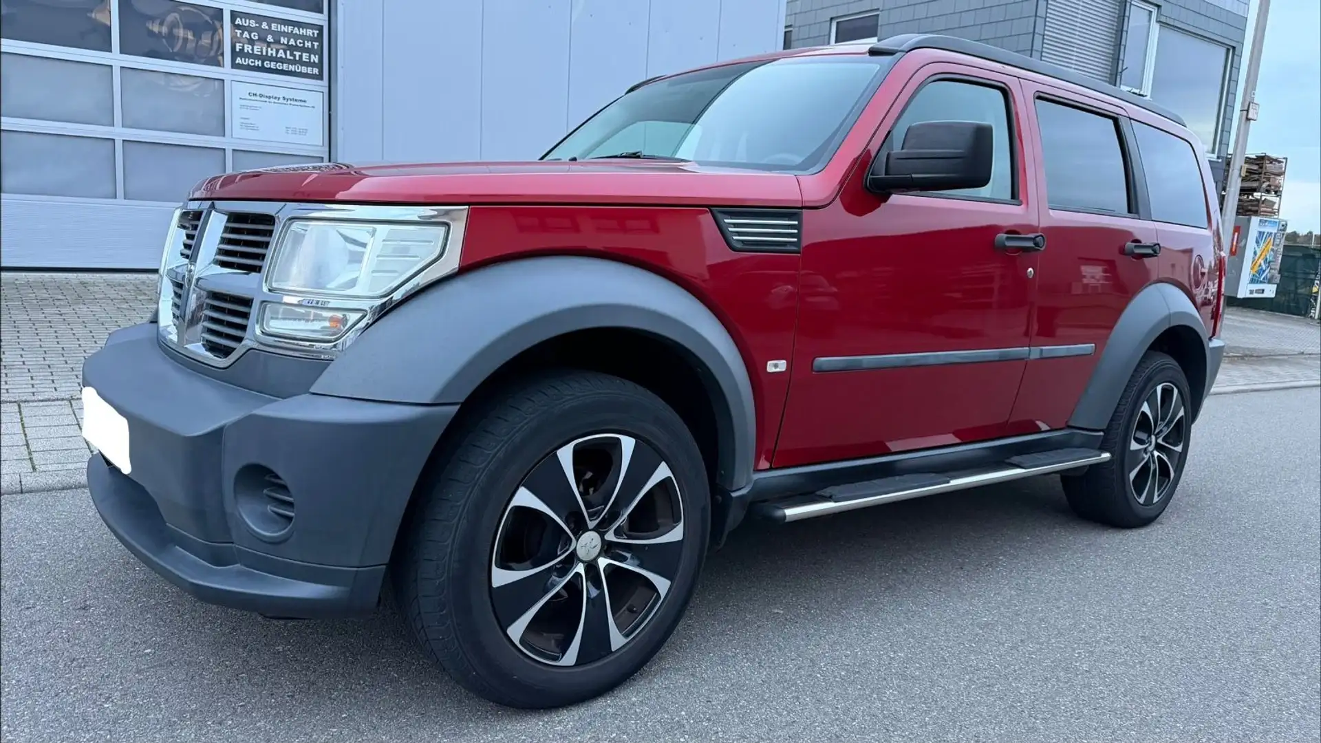 Dodge Nitro SE 2.8 177PS DIESEL TÜV,KLIMA,AHK,TEMPOMAT Rouge - 1