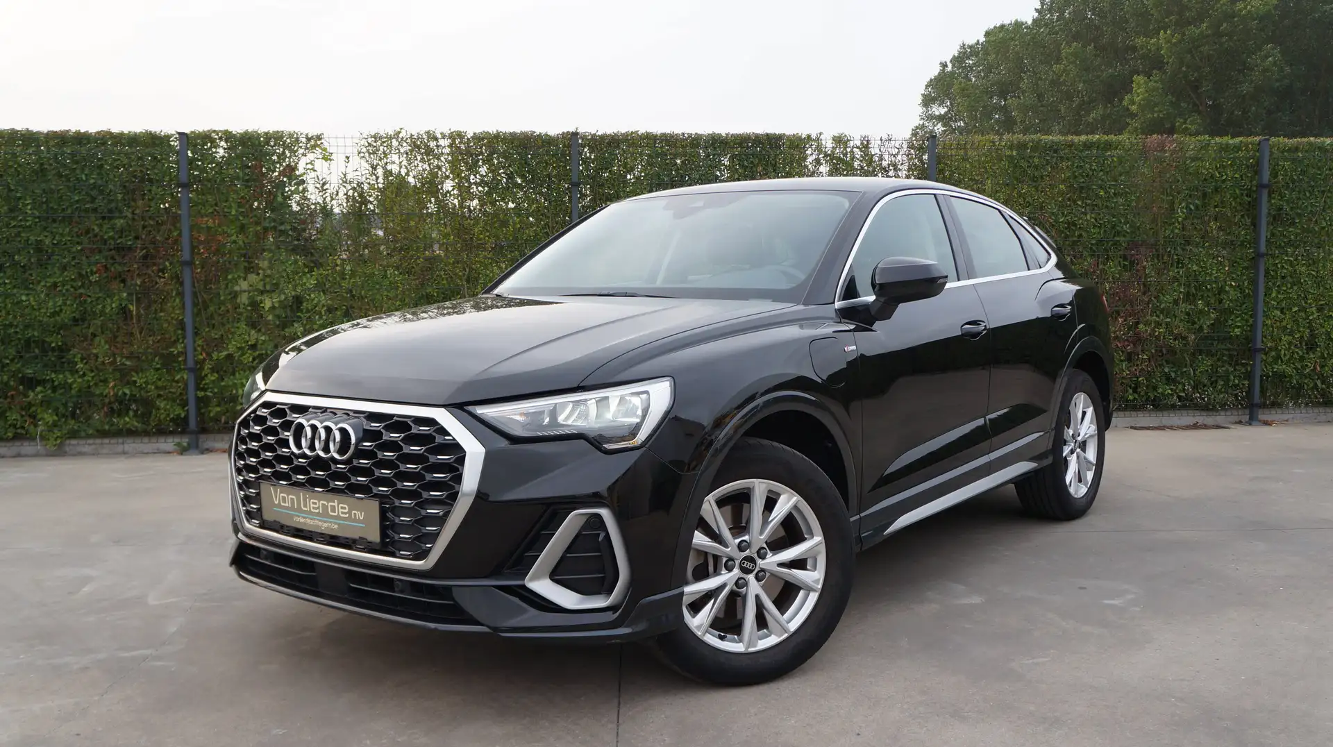 Audi Q3 45 TFSIe Sportback S-tronic S-line 12m Garantie Noir - 1