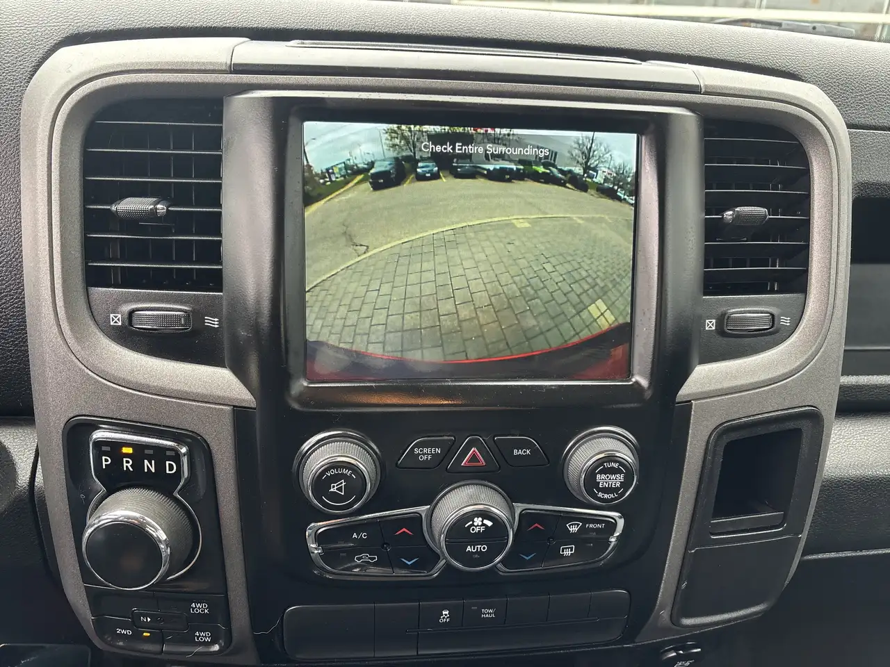 RAM 1500 снимка RAM 1500
