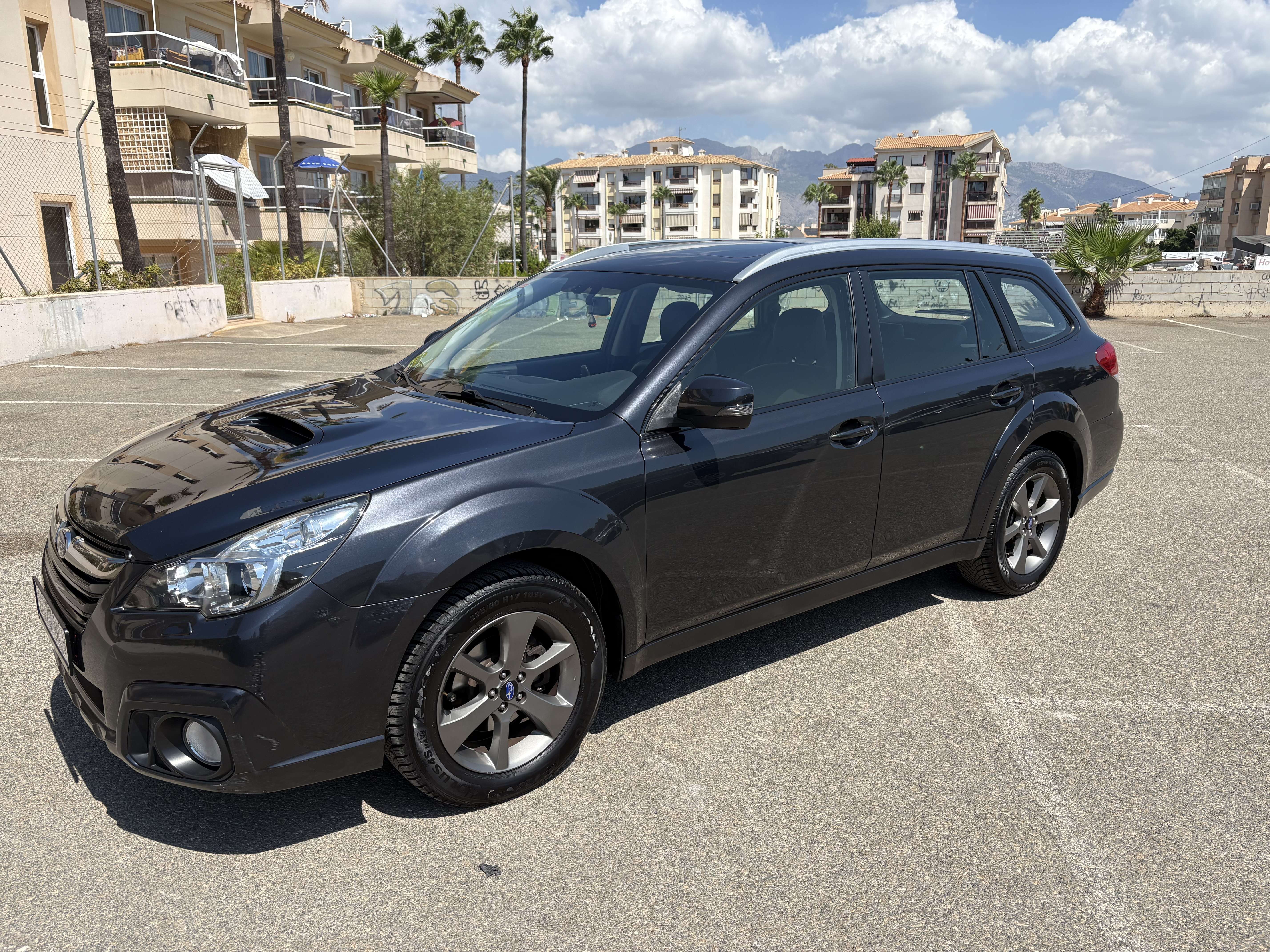 Subaru OUTBACK 2.0D Comfort - foto 1