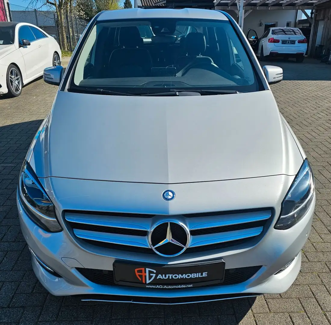 Mercedes-Benz B 180 CDI / d Silber - 2