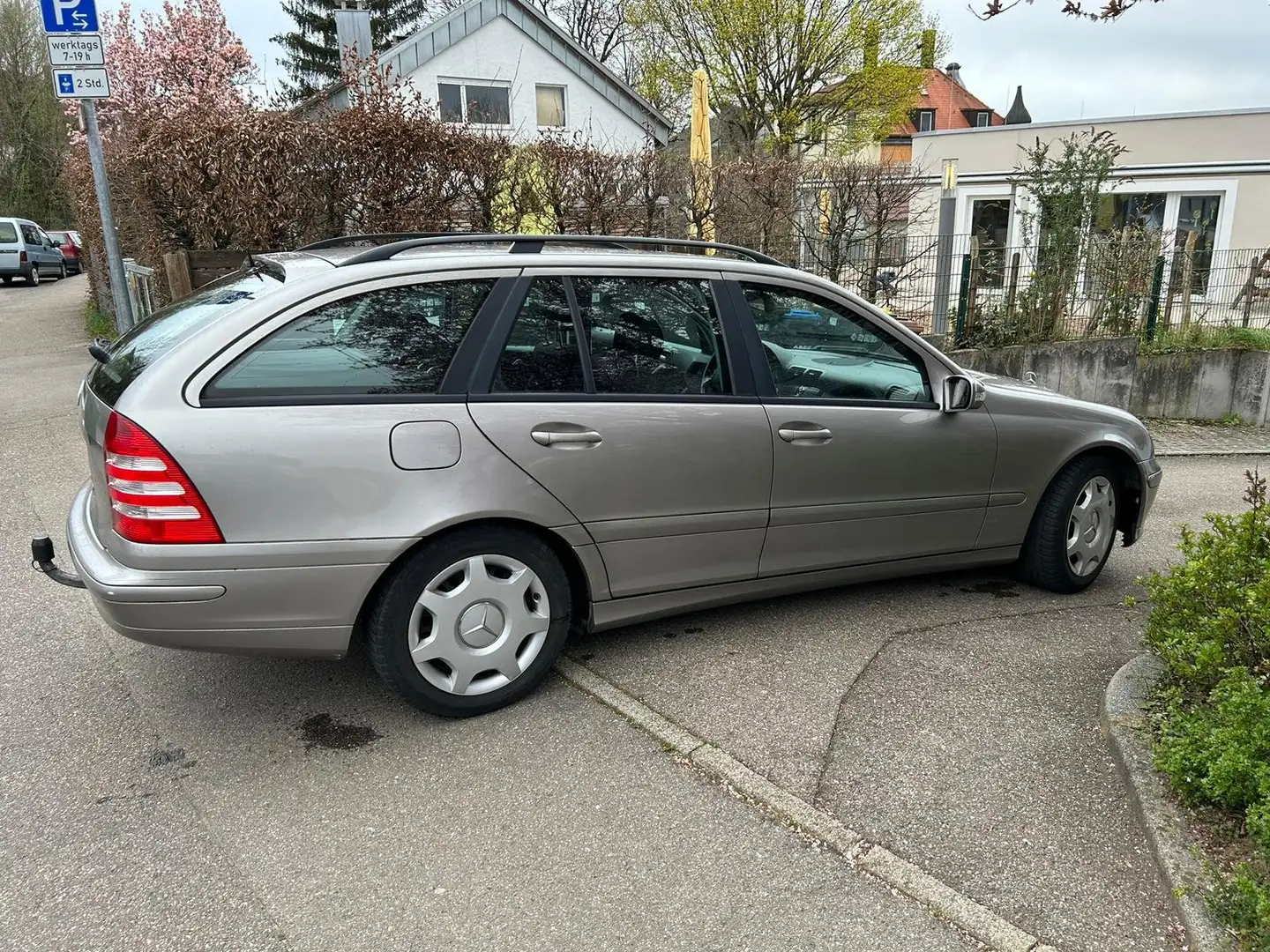 Mercedes-Benz C 180 T Kompressor Classic Silber - 1
