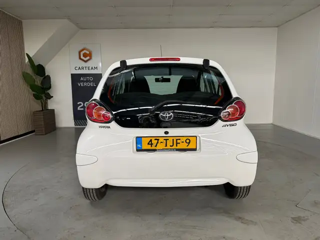 Toyota Aygo view 11
