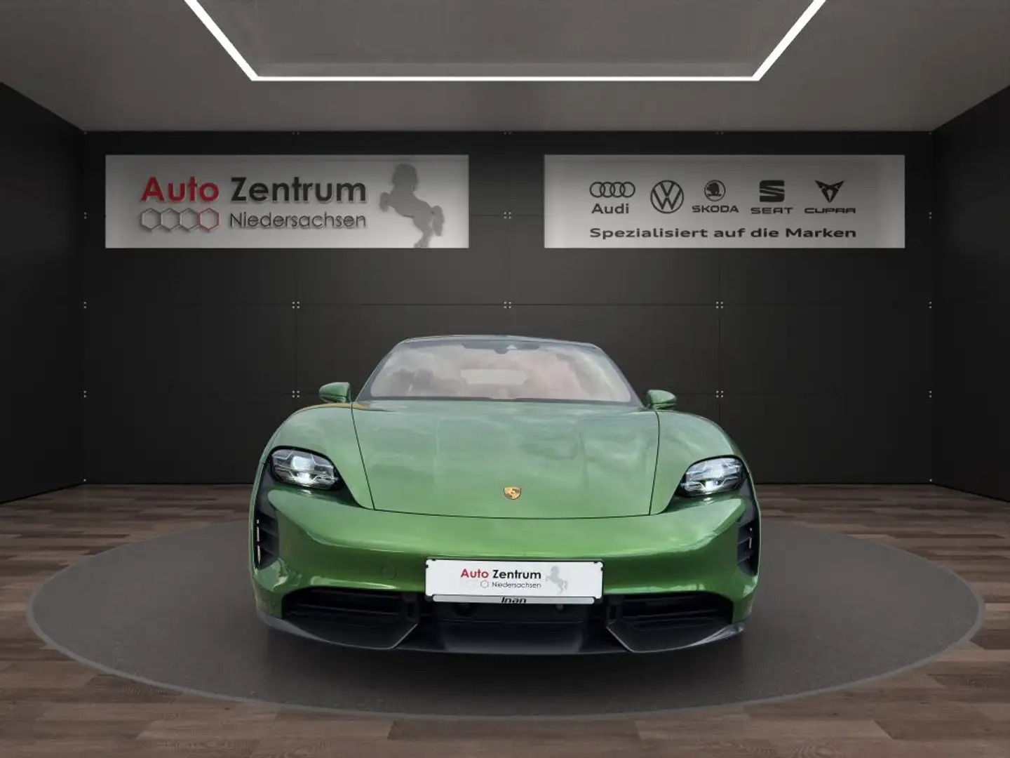 Porsche Taycan Turbo S 761 PS Deutsches-Fzg VOLL NP 223.475 EUR Grün - 2