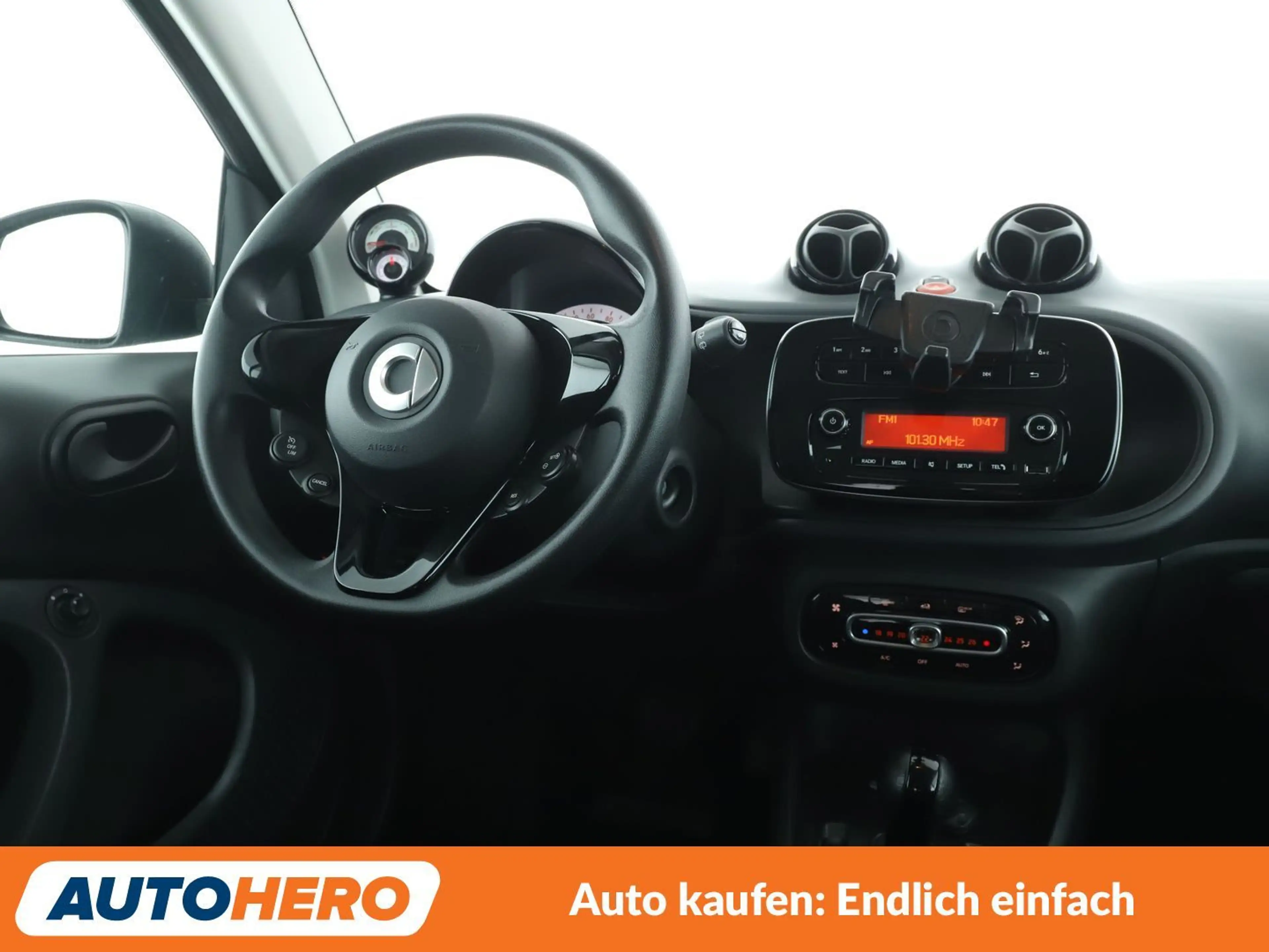 smart forTwo electric drive 60 kW Standard *TEMPO*SHZ*ALU* — photo 13