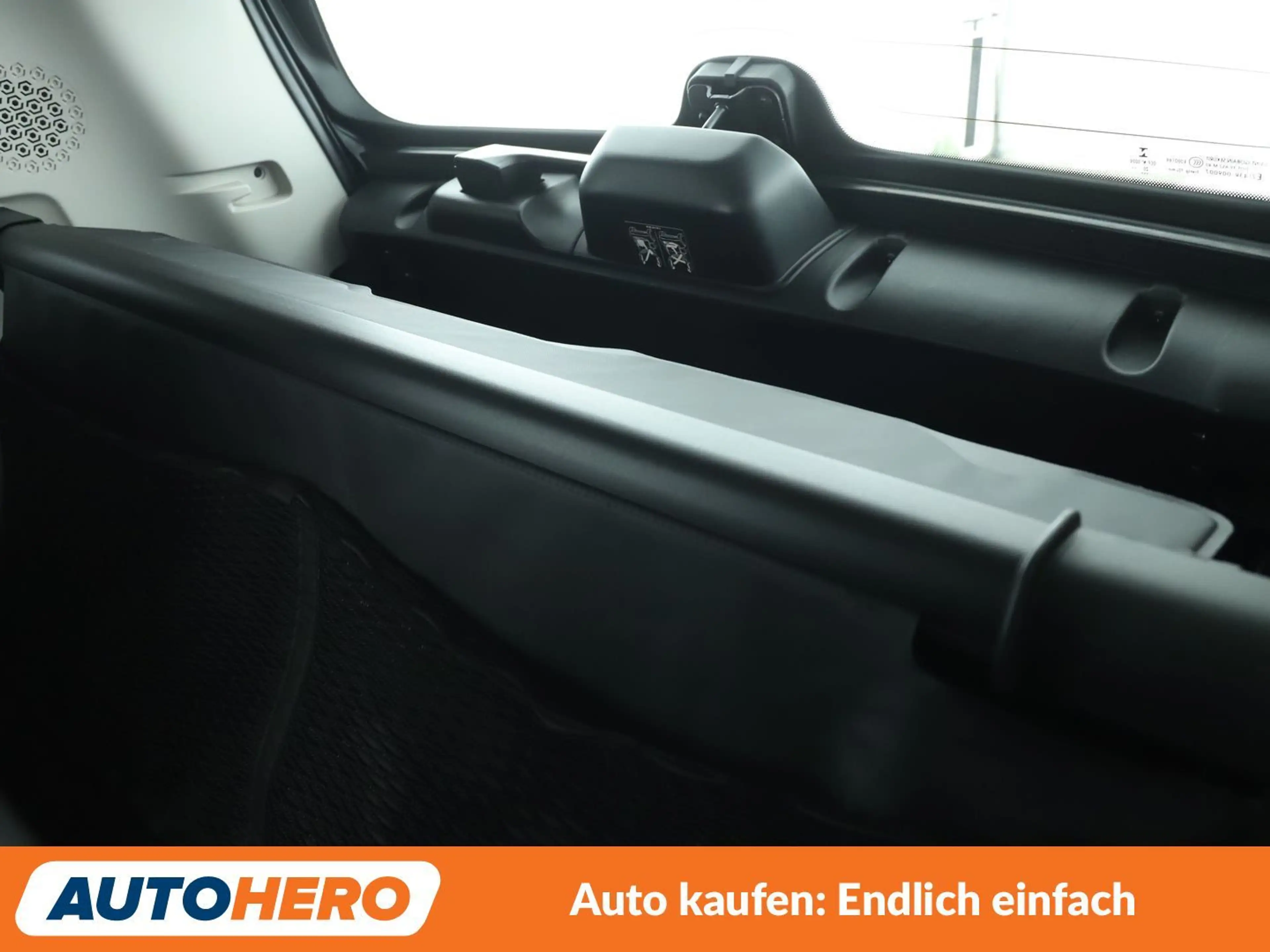smart forTwo electric drive 60 kW Standard *TEMPO*SHZ*ALU* — photo 14