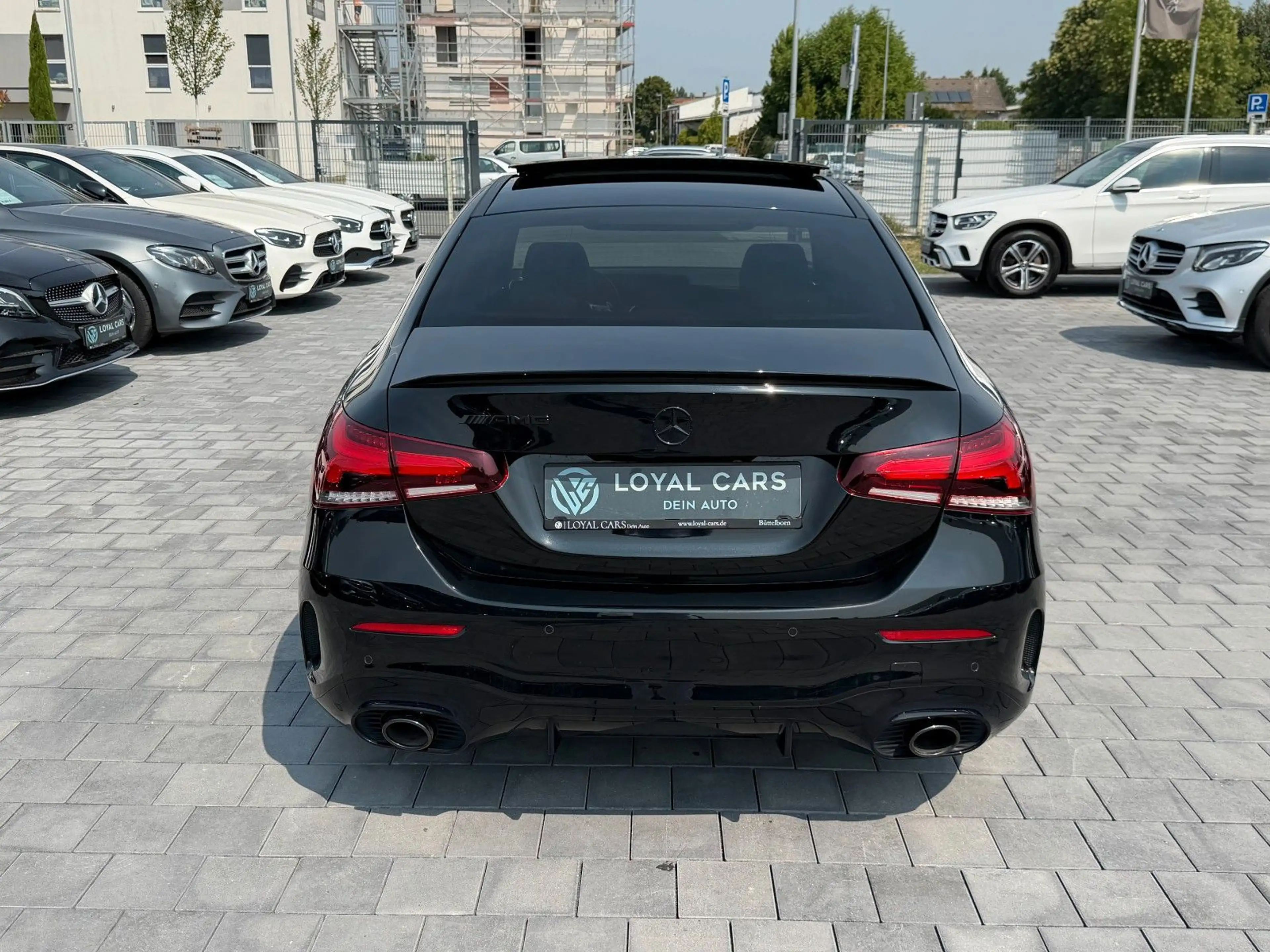 Mercedes-Benz A 35 AMG Limousine 4M*VOLL*PANO*Mbeam*360*Memory — photo 9