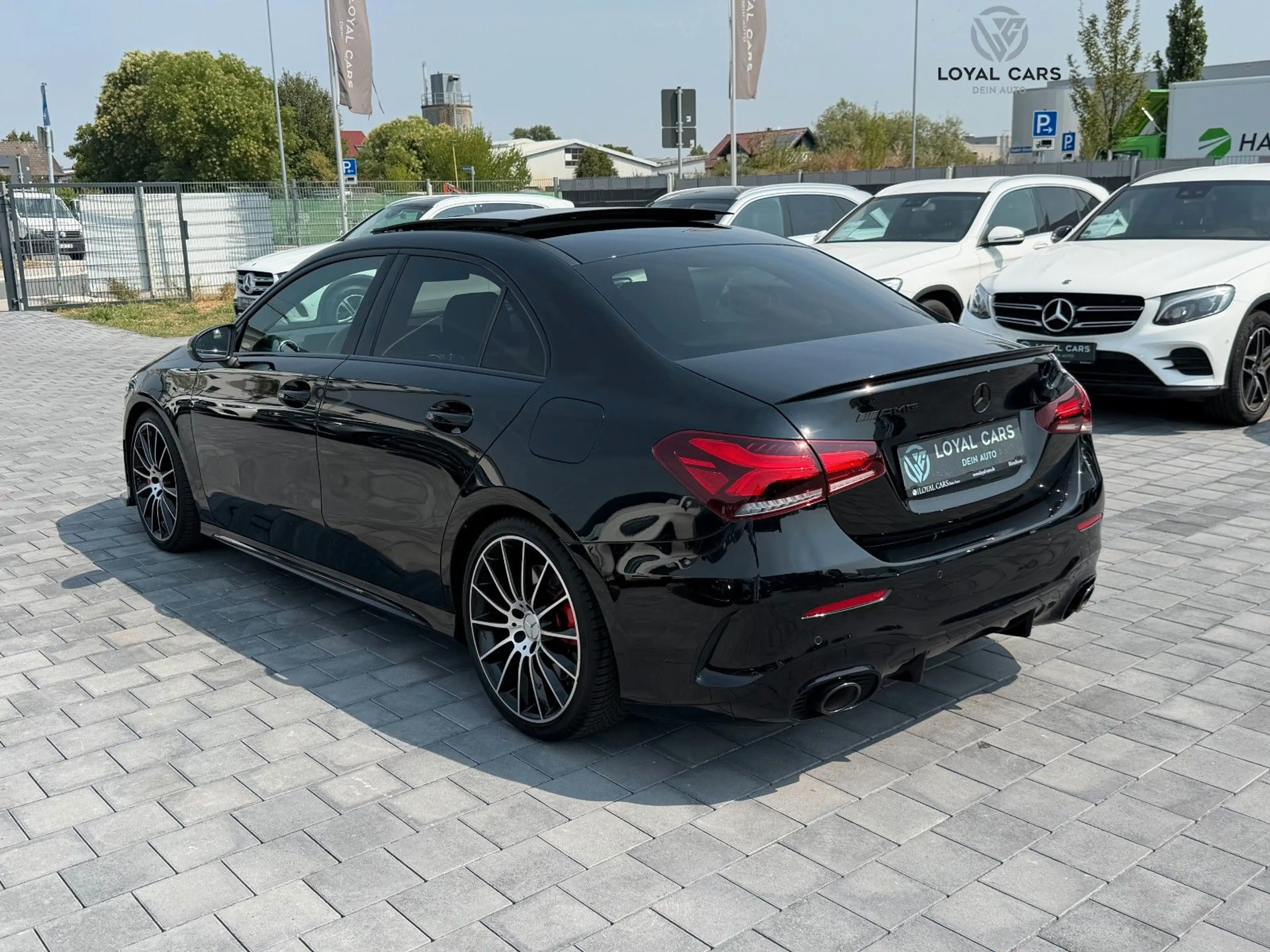 Mercedes-Benz A 35 AMG Limousine 4M*VOLL*PANO*Mbeam*360*Memory — photo 8