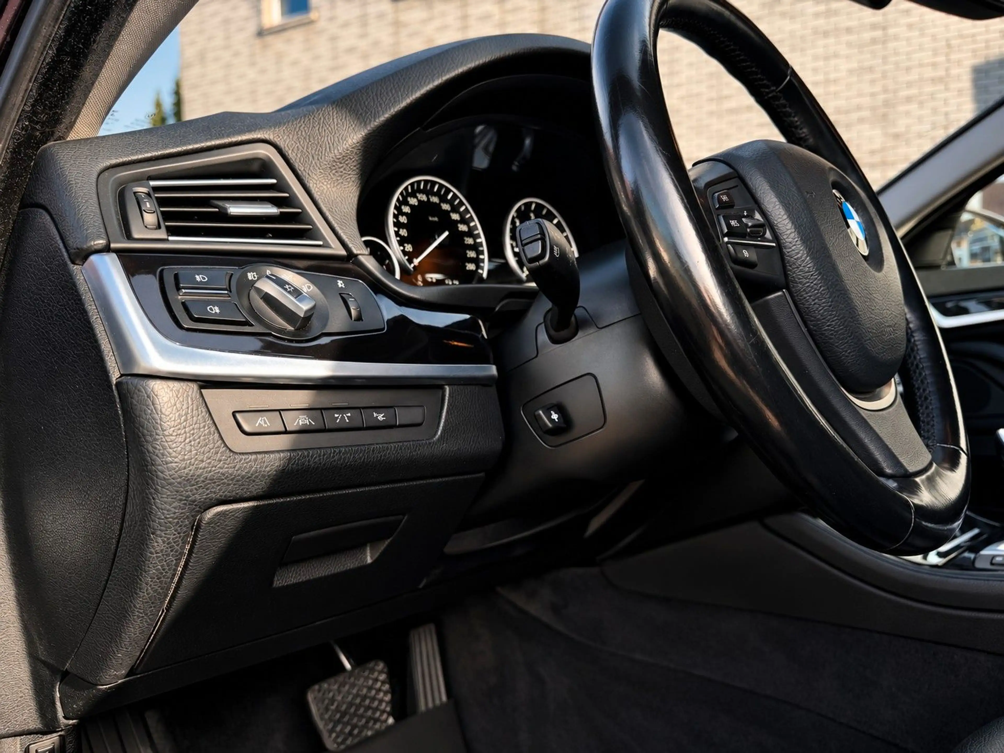 BMW 525 d AHK/KOMFORT/STHZ/HEAD/HIFI/ASSIST/ — photo 15