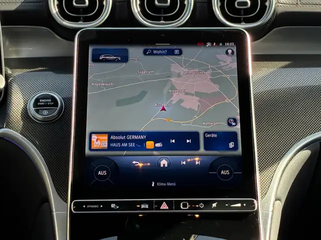 Mercedes-Benz GLC view 12