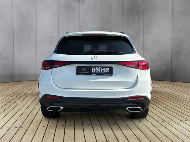 Mercedes-Benz GLC view 8