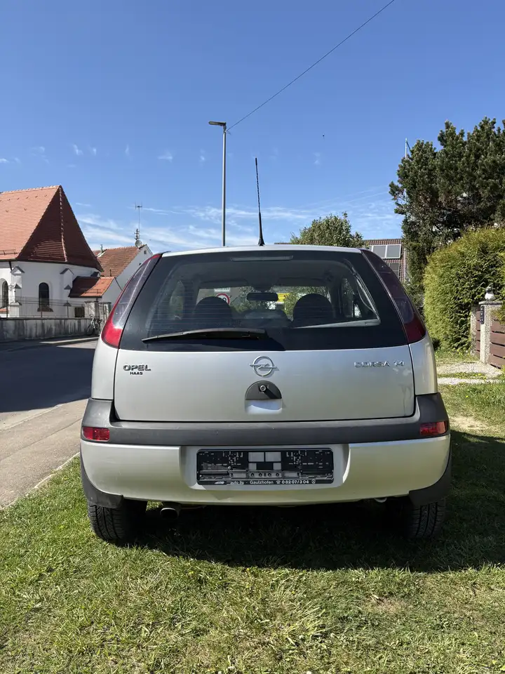 Opel Corsa 1.4 16V Comfort, foto 4