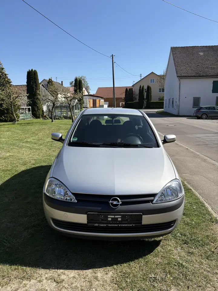 Opel Corsa 1.4 16V Comfort, foto 1