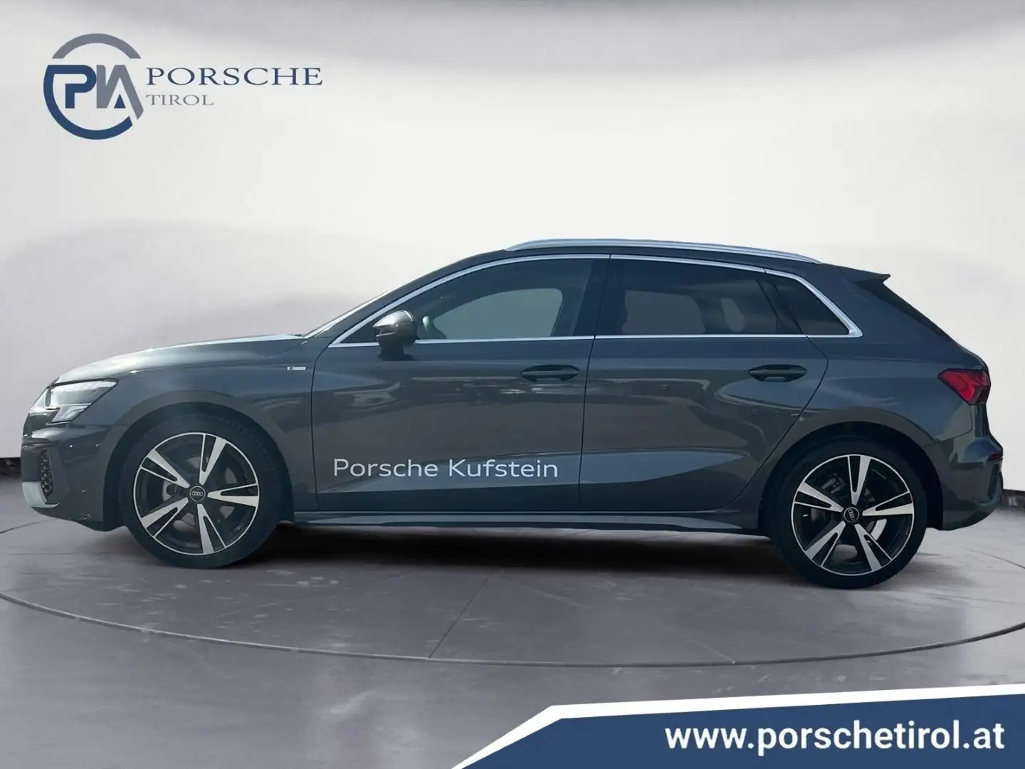 Audi A3 30 TDI S line exterieur Gris - 2