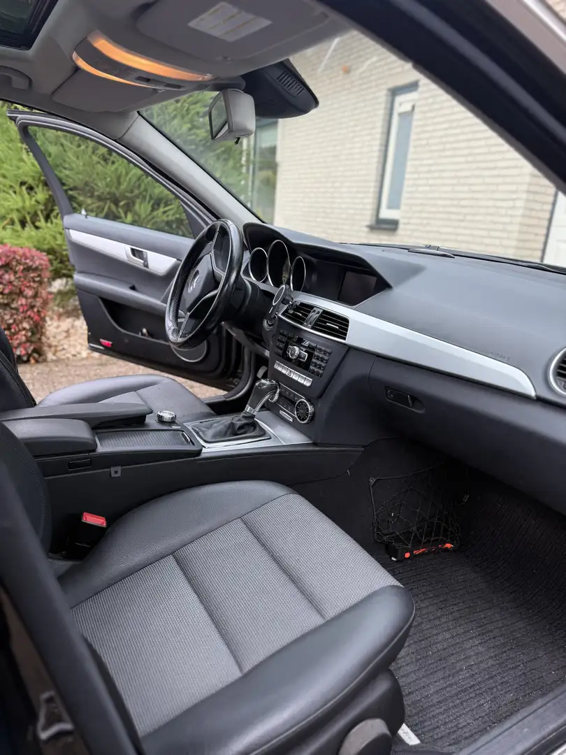 Mercedes-Benz C 180 BnsCl. Avant. Zwart - 1