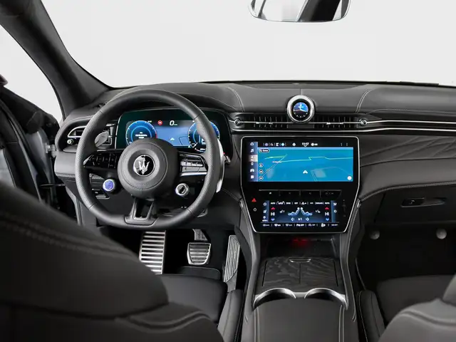 Maserati Grecale view 10