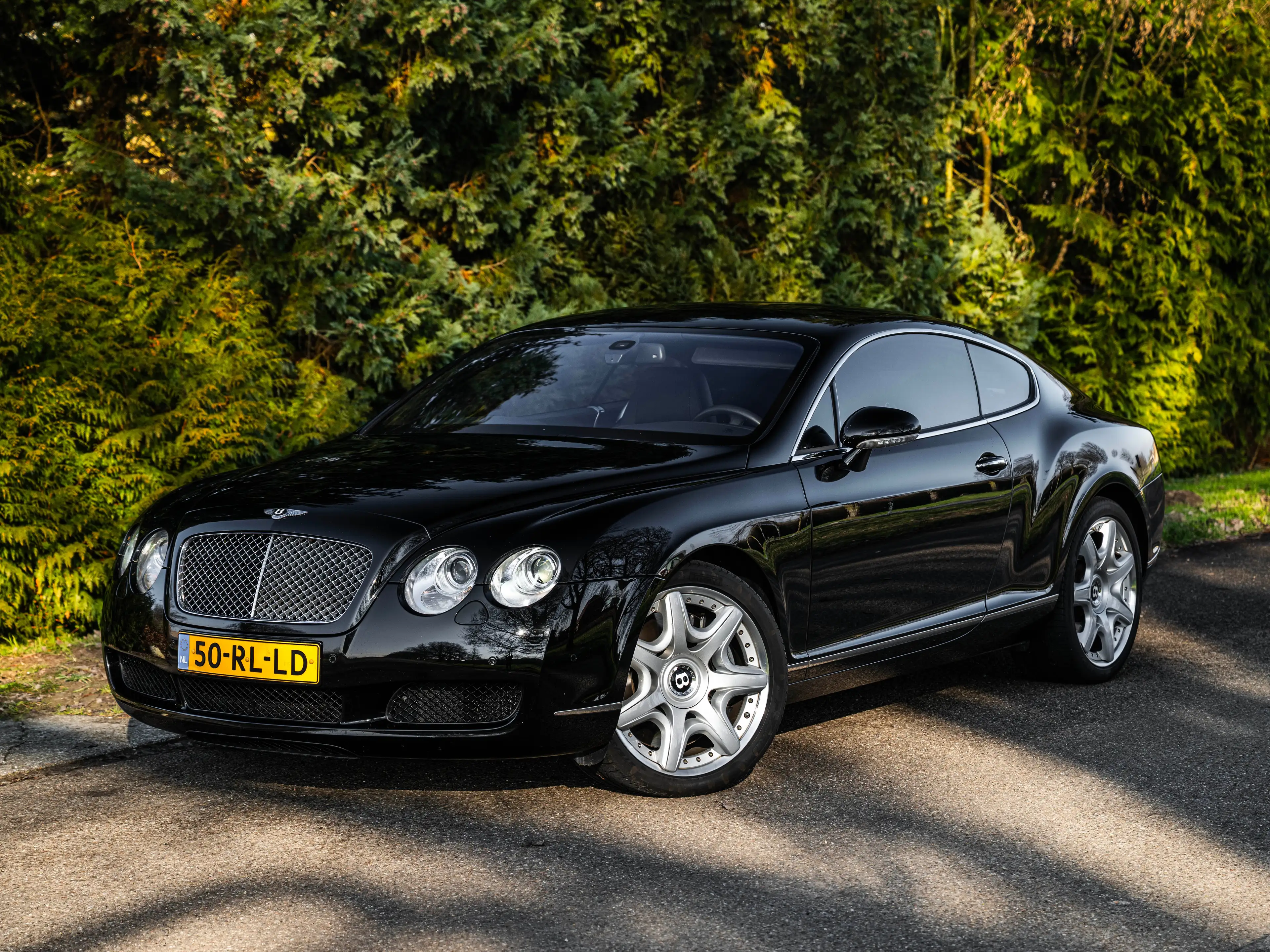 Bentley Continental GT 6.0 W12 — photo 2