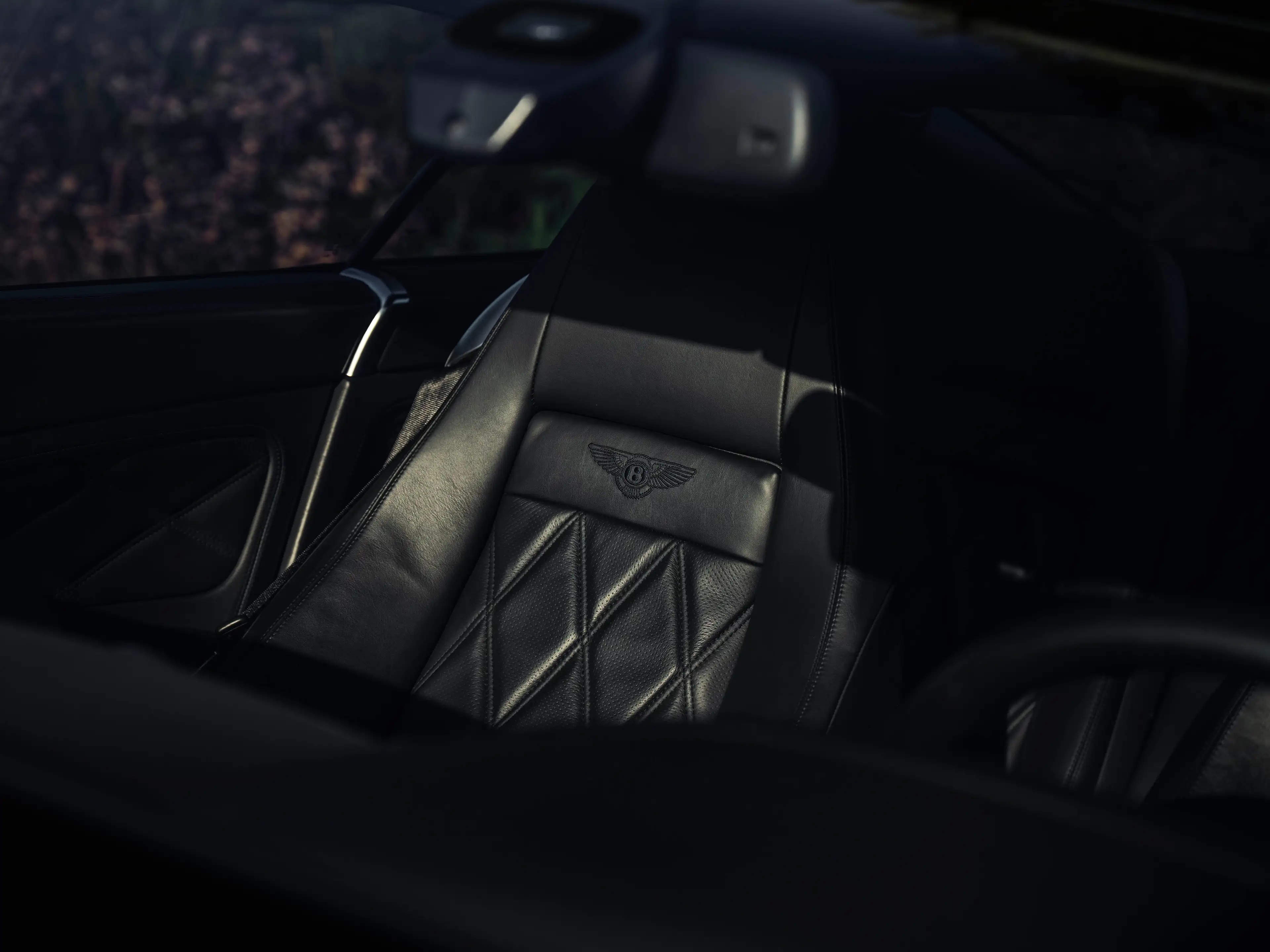 Bentley Continental GT 6.0 W12 — photo 7