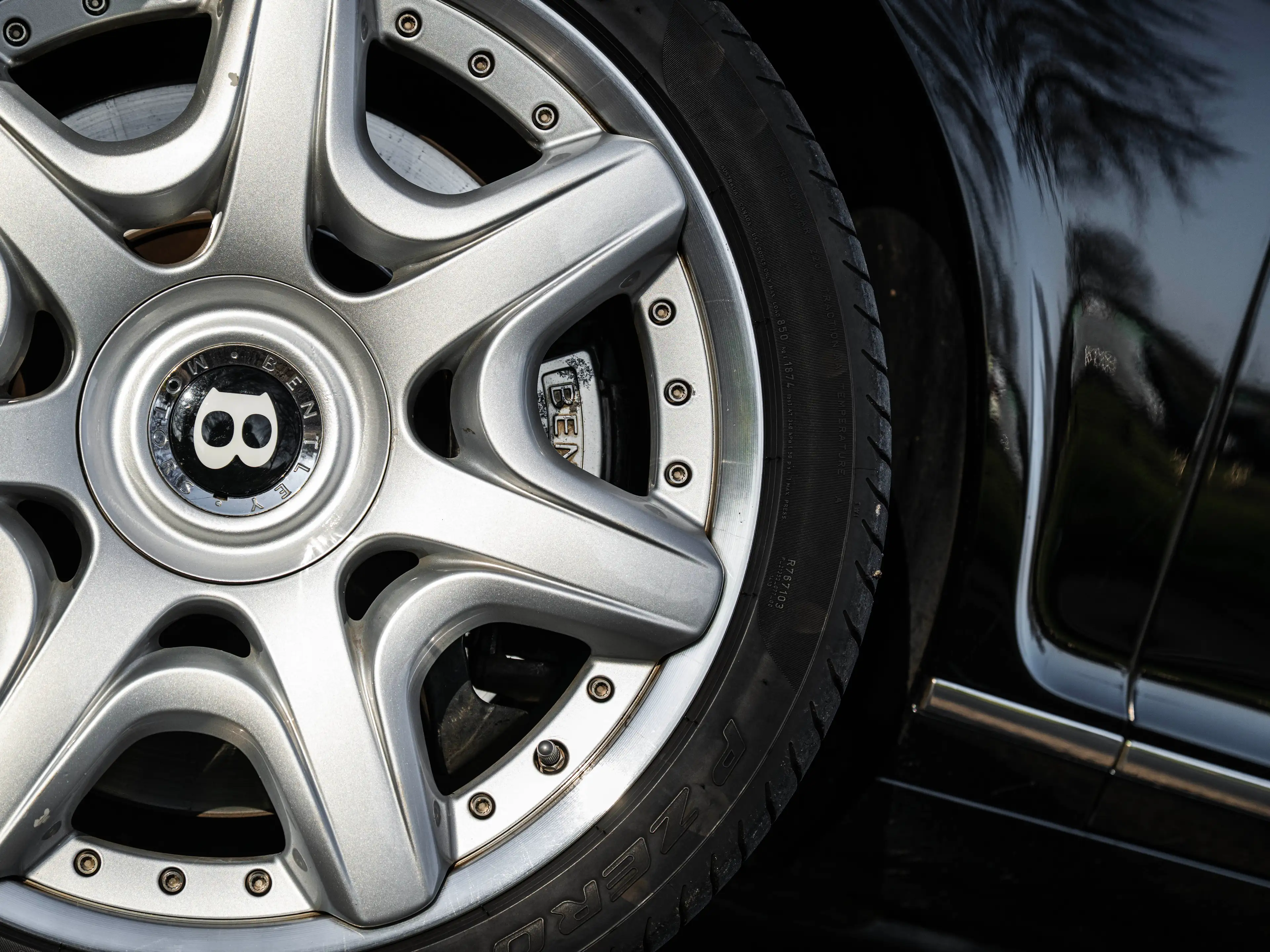 Bentley Continental GT 6.0 W12 — photo 5