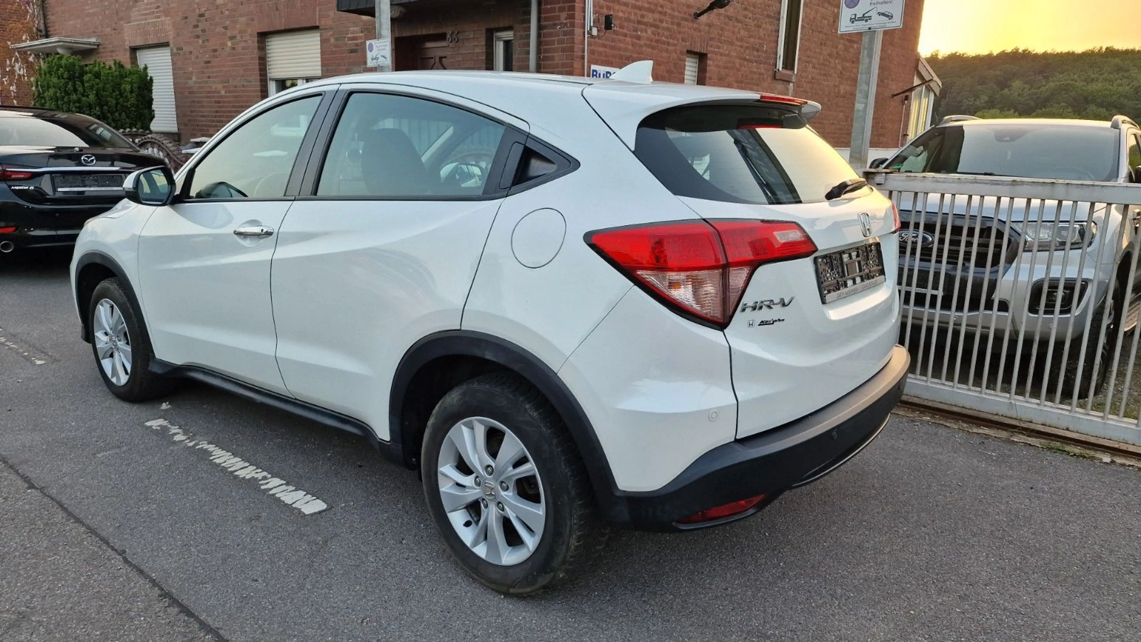 Honda HR-V Elegance-Automatik-Pdc-Alus-Shz — photo 10