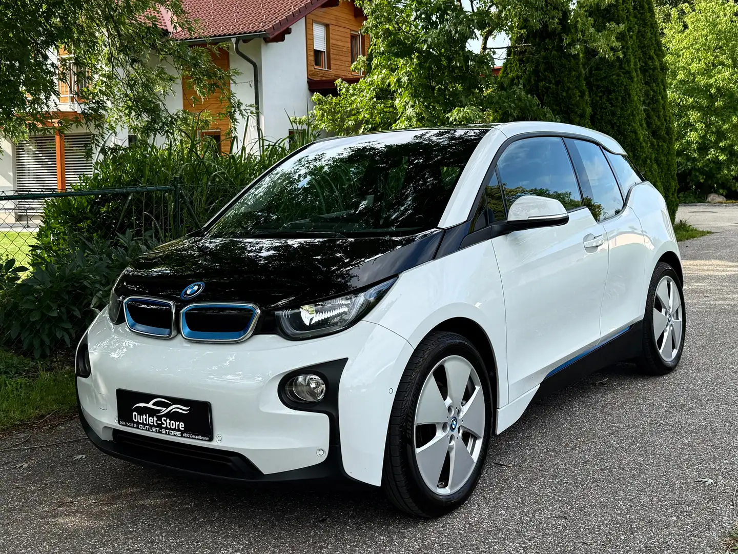 BMW i3 Basis*1.Besitz*Navi*R-Kamera*Glasdach*Neuwertig* Weiß - 1