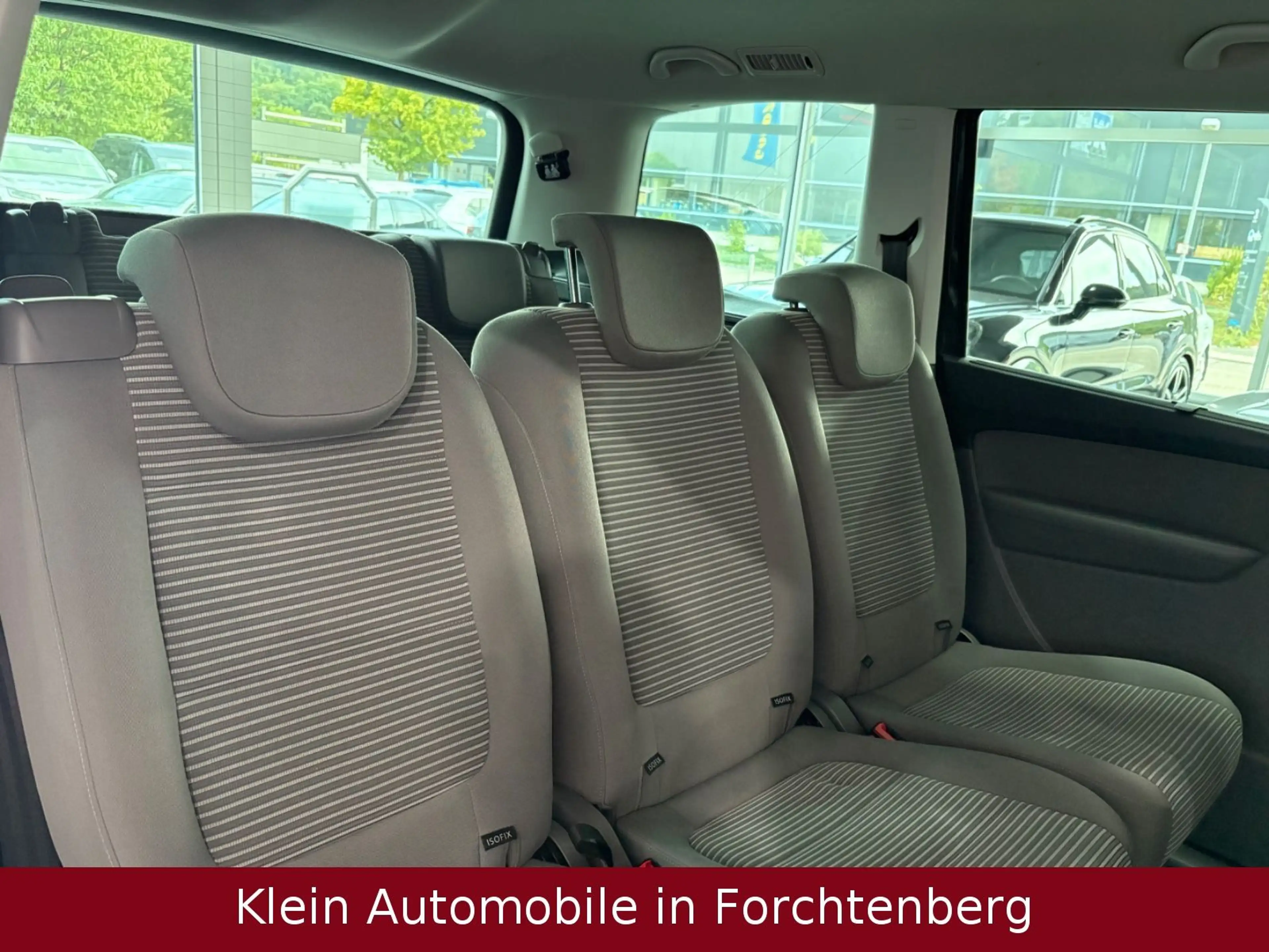 SEAT Alhambra Style Aut Navi Kamera SHZ Temp LM *7SZ* — photo 11