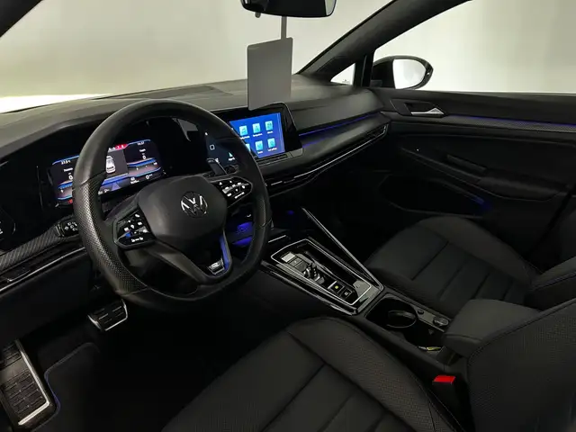Volkswagen Golf view 10