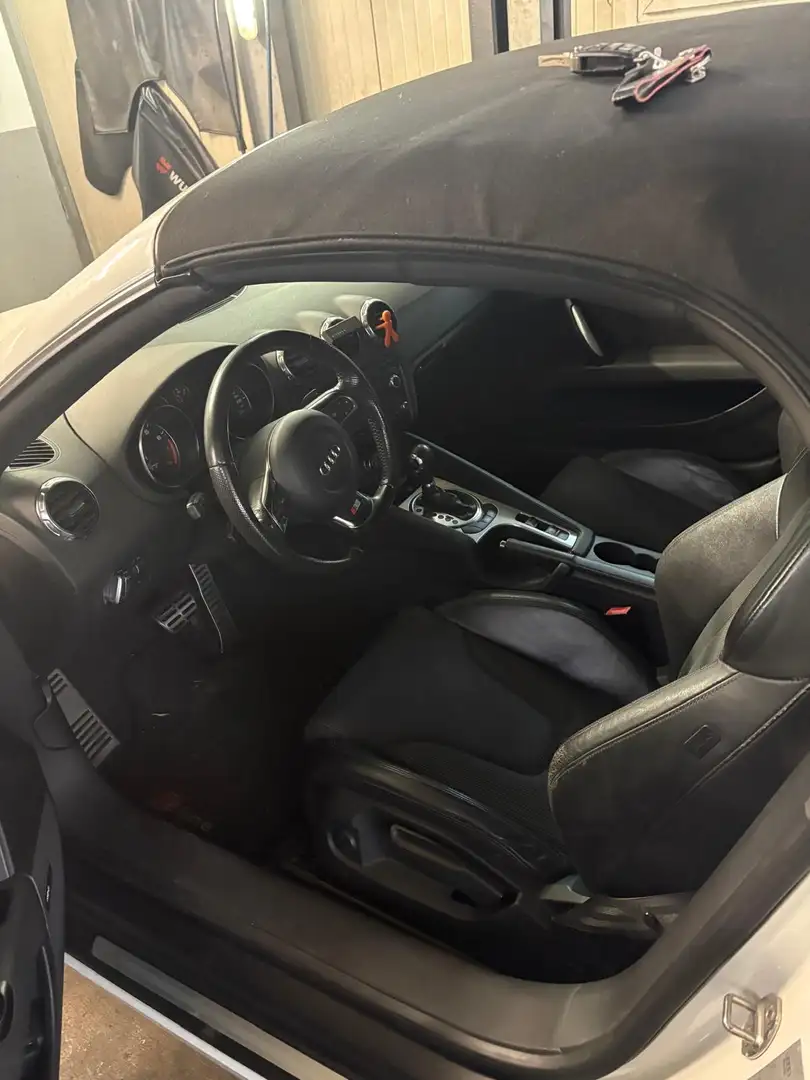 Audi TT TT Roadster 2,0 T FSI S-tronic Weiß - 2