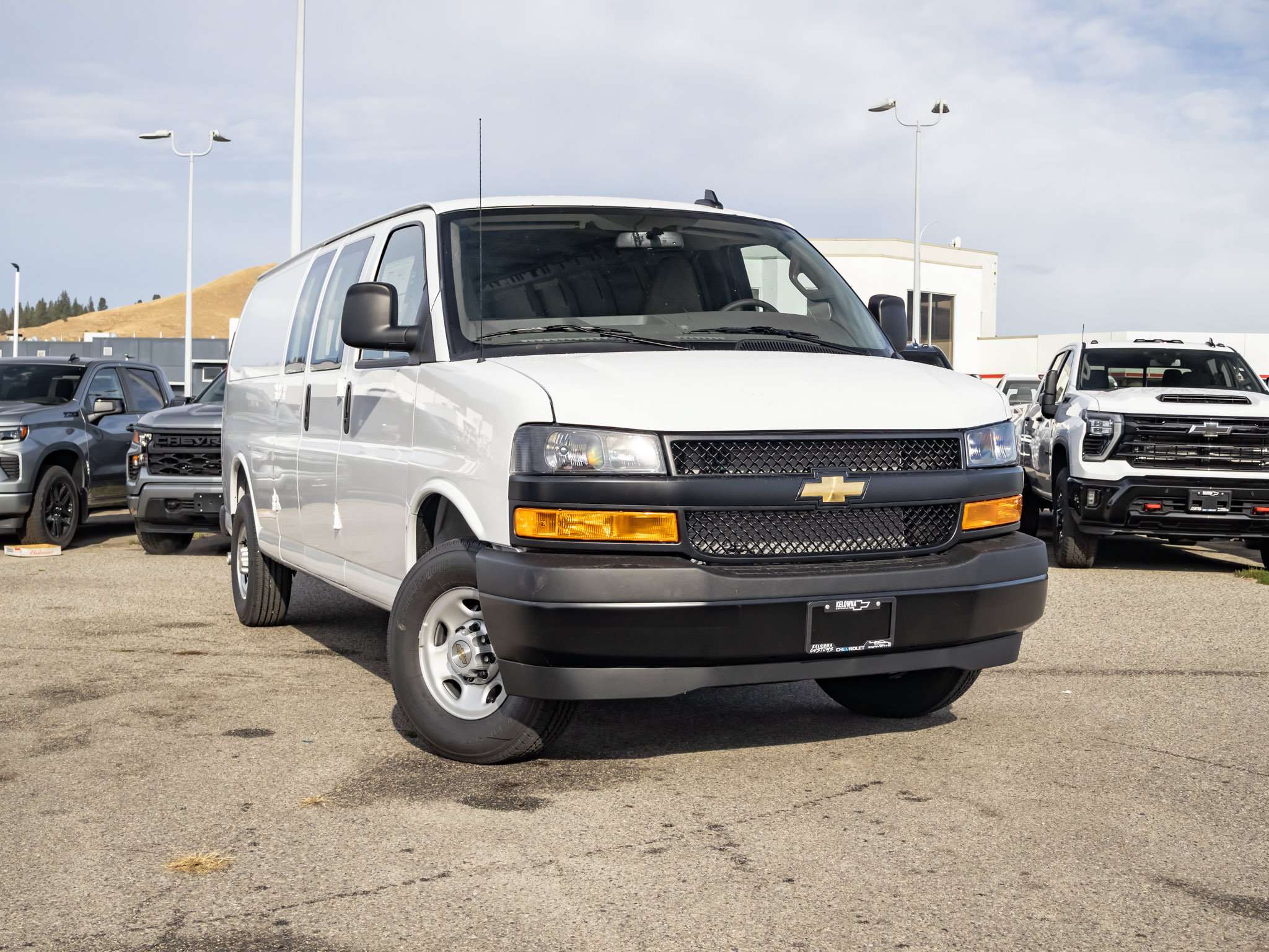 2025 Chevrolet Express 3500 Cargo Van