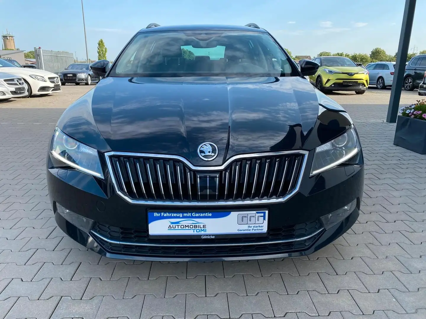 Skoda Superb Combi Ambition|ACC|NAVI/R-KAM Schwarz - 1