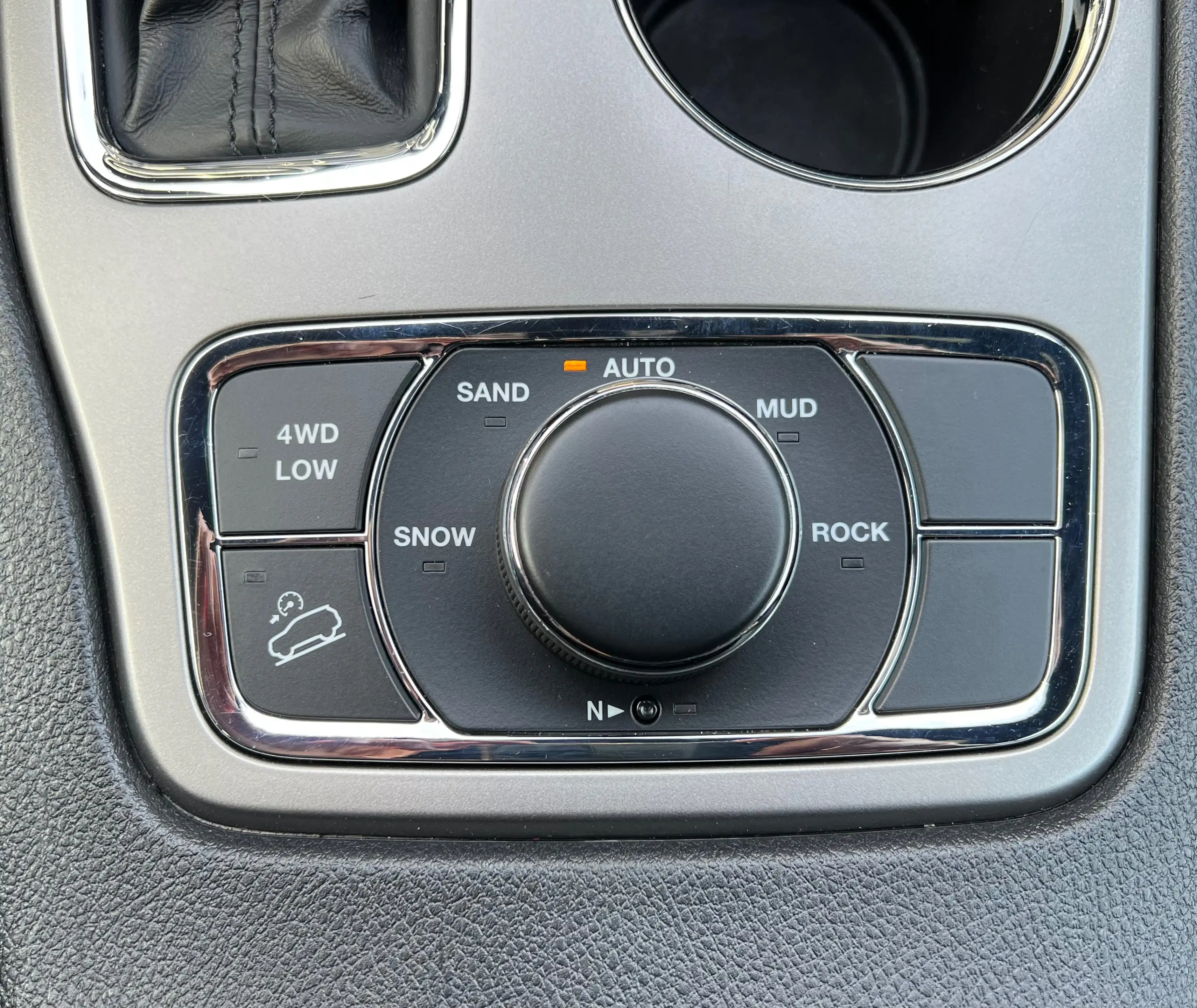 Jeep Grand Cherokee 3.6 V6 Limited Leder el. SD Navi sehr Gepflegt — photo 11