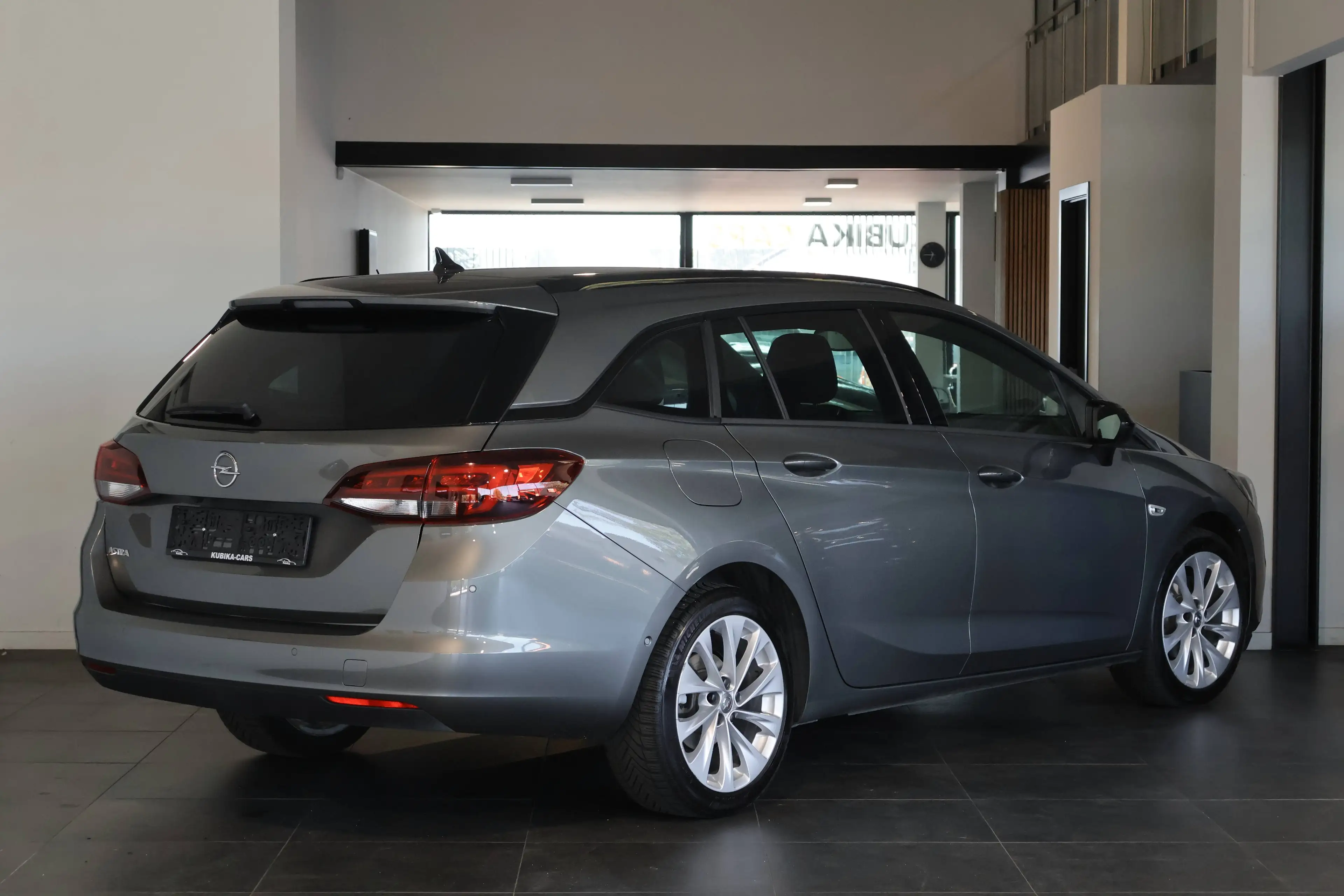 Opel Astra SPORTS TOURER+ 1.5 Turbo D Memory Keyless Garantie* — photo 6