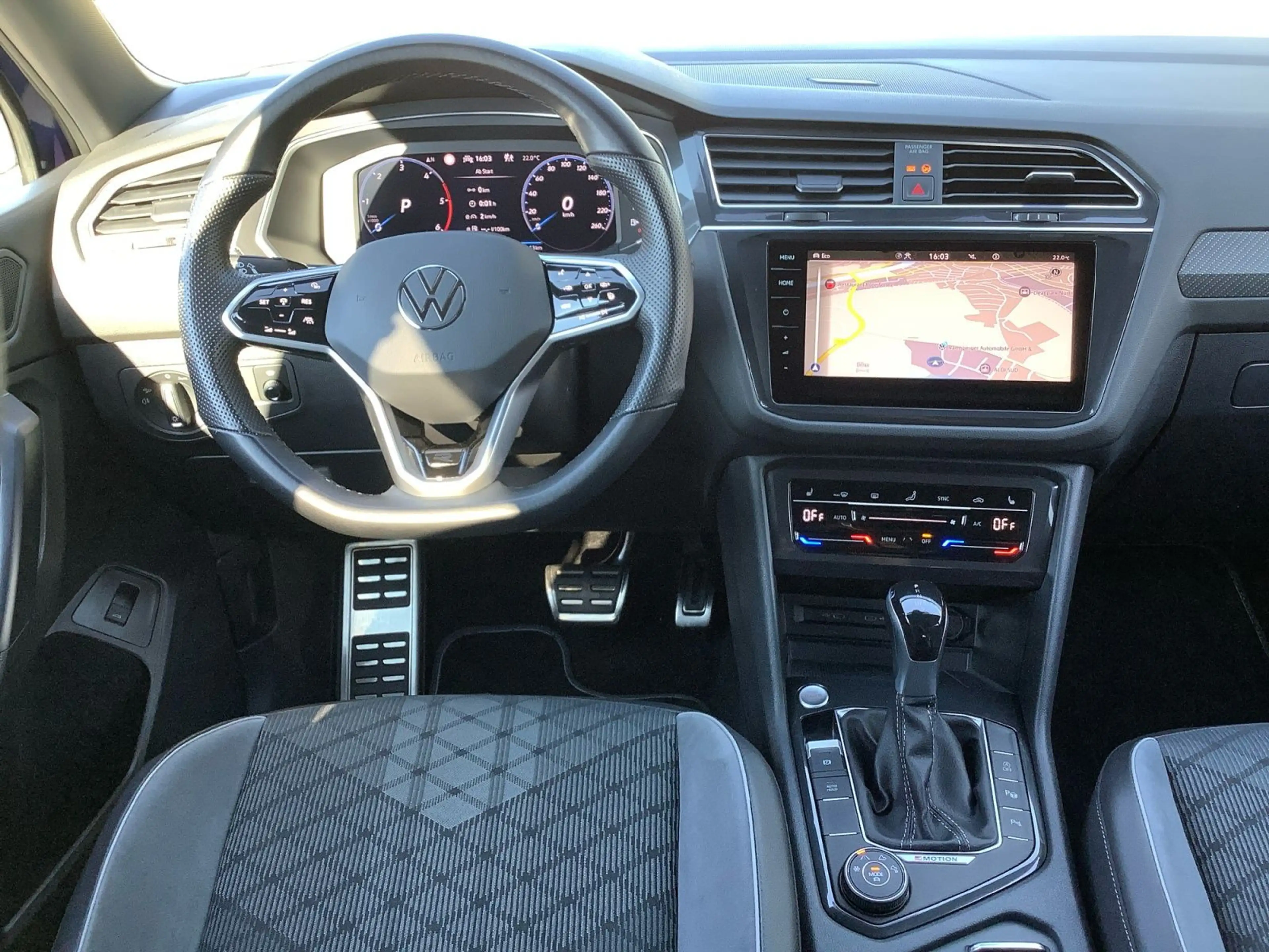Volkswagen Tiguan Allspace R-Line 2,0 TDI DSG — photo 10