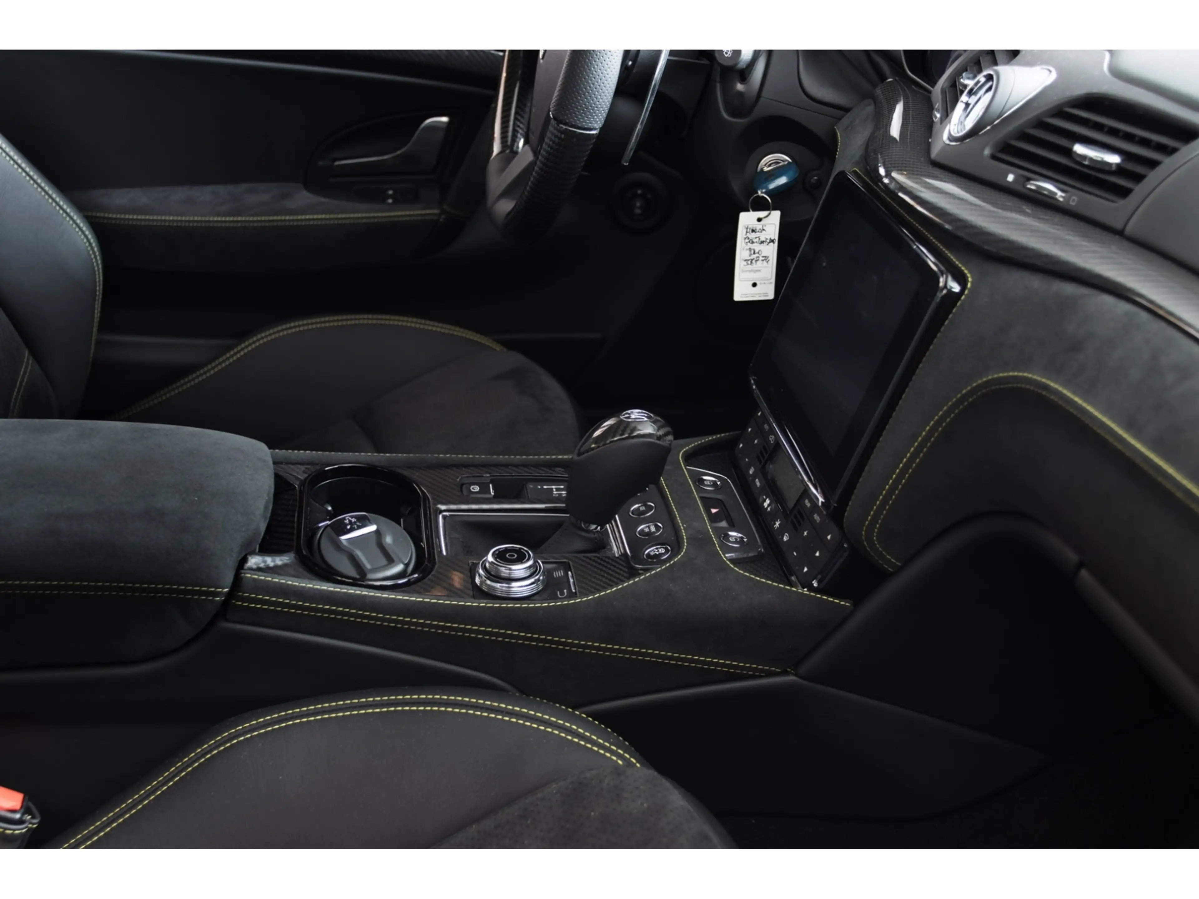 Maserati GranTurismo Sport *Carbon-Paket* — photo 11