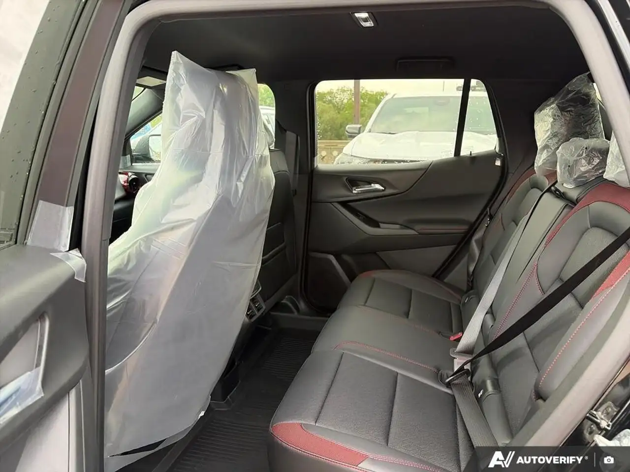 Chevrolet Equinox photo Chevrolet Equinox