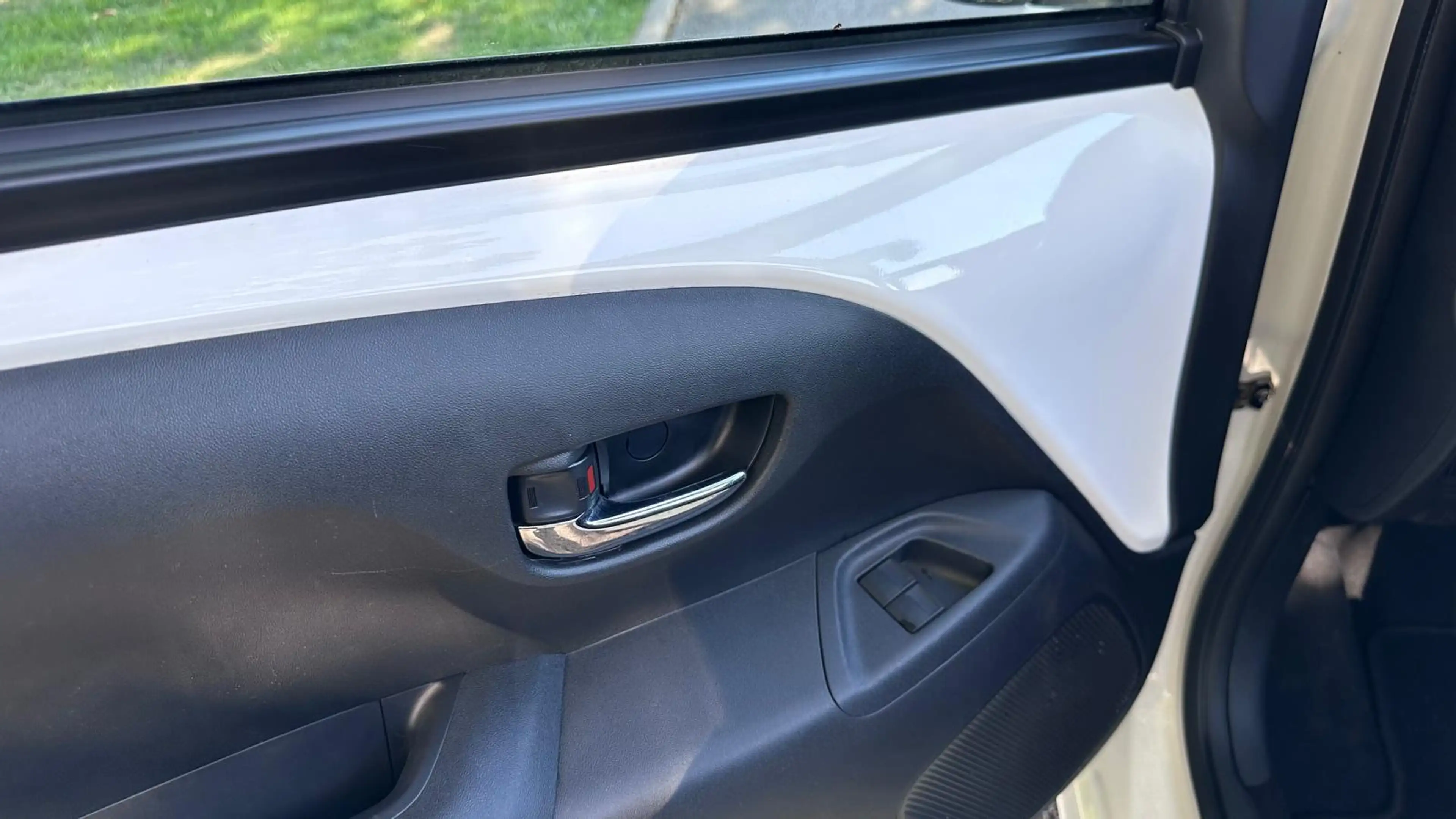 Peugeot 108 *1.0 * VTI * * CLIM DIGITAL* NAVI* TOIT OUVRANT* GARANTIE 12 MOIS* — photo 15