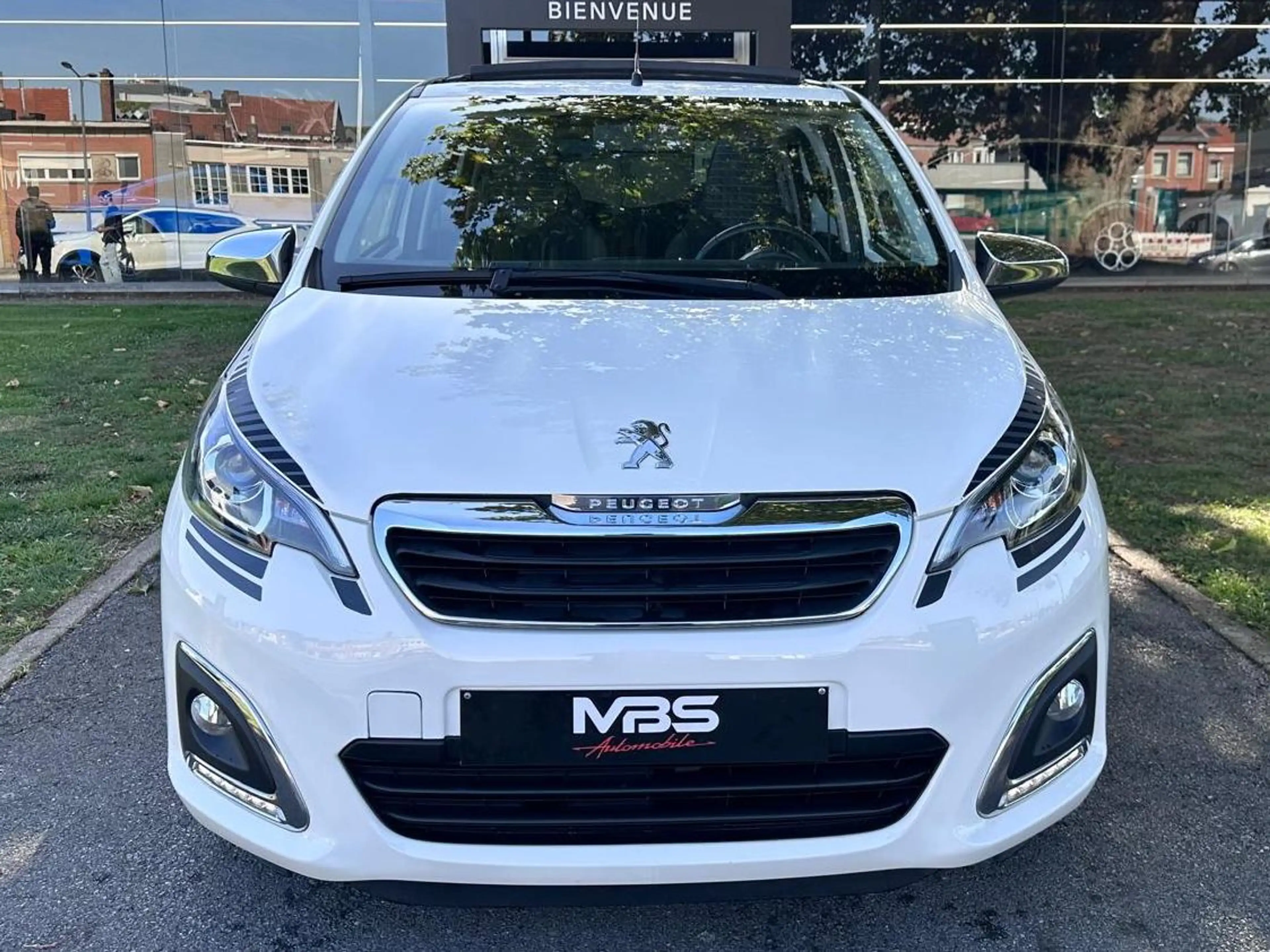 Peugeot 108 *1.0 * VTI * * CLIM DIGITAL* NAVI* TOIT OUVRANT* GARANTIE 12 MOIS* — photo 3