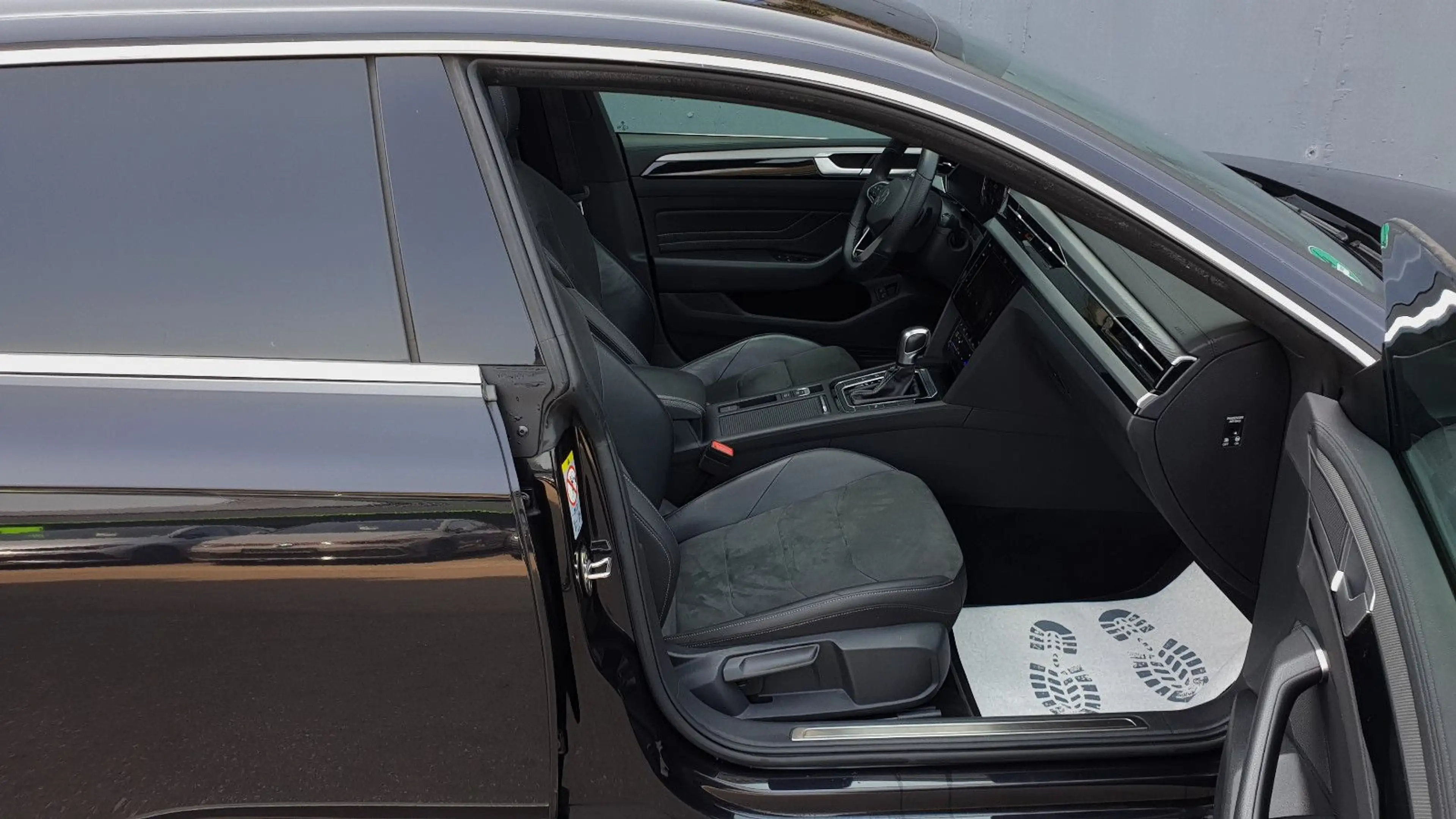 Volkswagen Arteon 1.4 eHybrid DSG 3 x R-Line Pano/ACC/DCC — photo 7