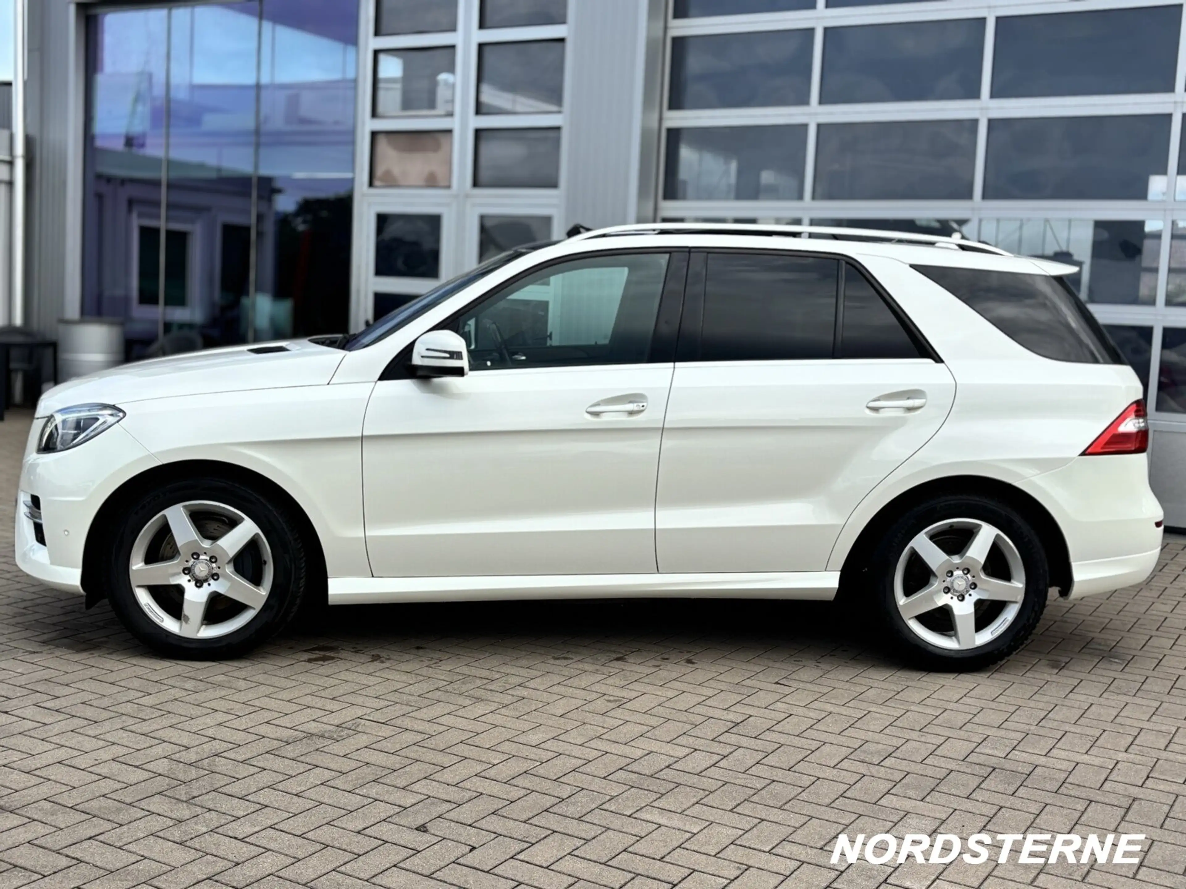 Mercedes-Benz ML 350 ML 350 CDI 4M Edition1 AMG-Line Comand VOLL BC — photo 4