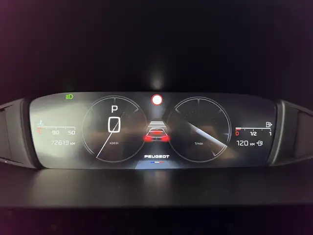 Peugeot 308 view 12