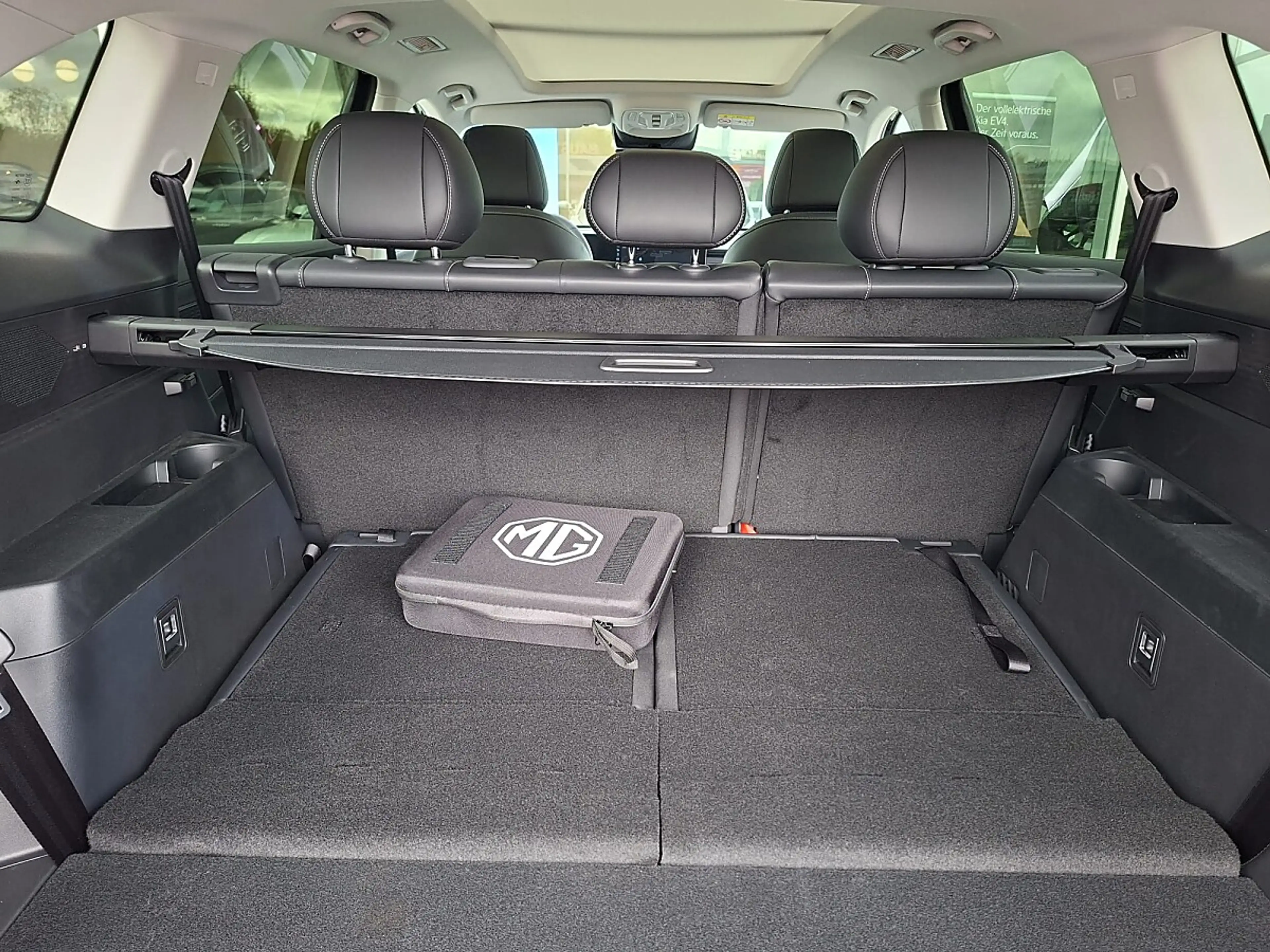 MG MGS9 S9 Premium — photo 11