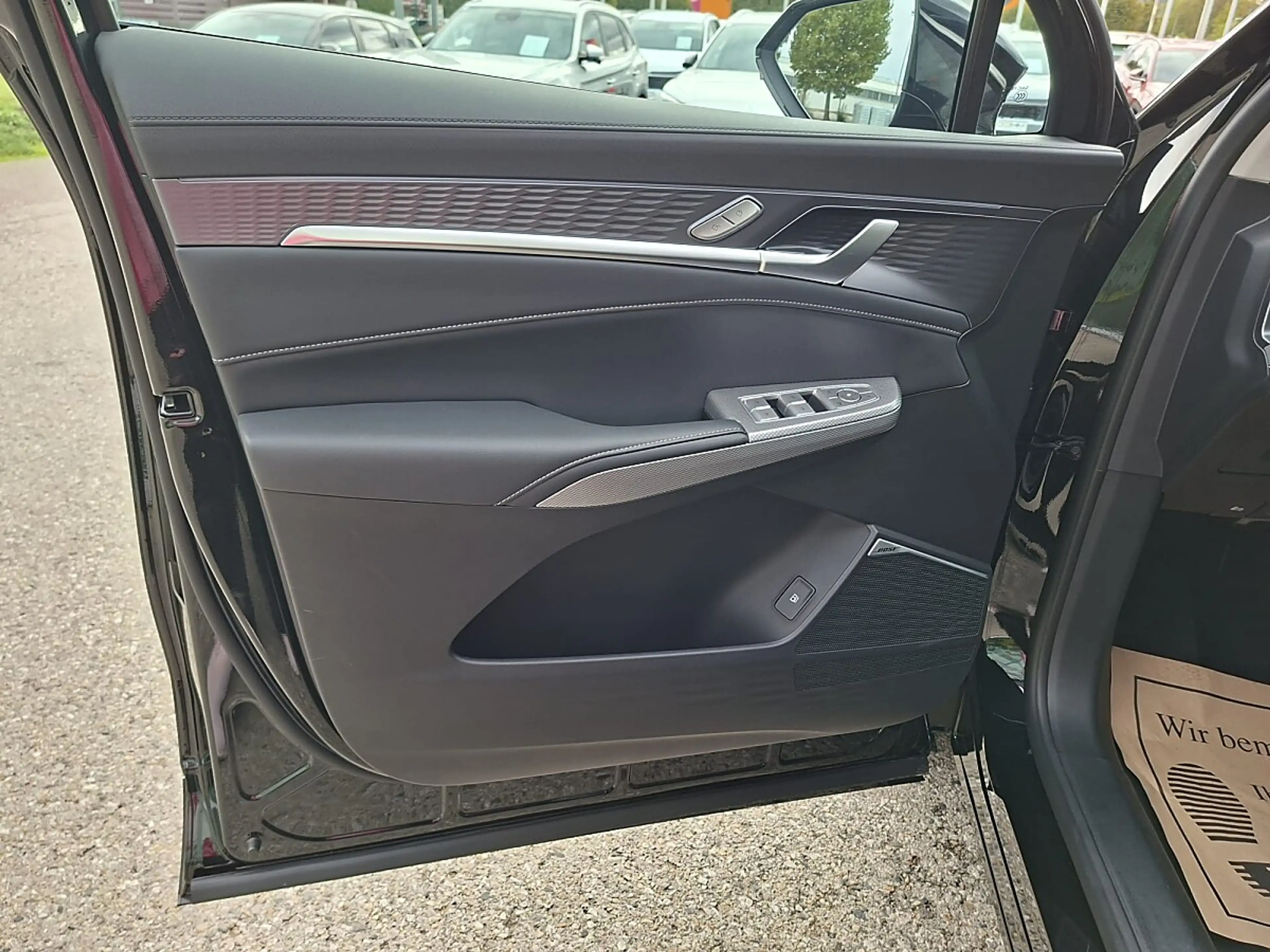 MG MGS9 S9 Premium — photo 14