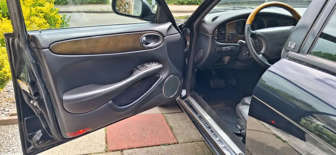 Jaguar XJR 4.0 SC, foto 6