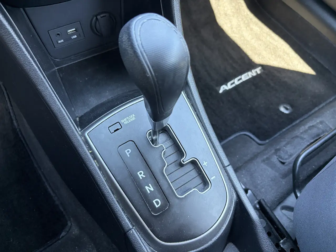Hyundai ACCENT снимка Hyundai ACCENT