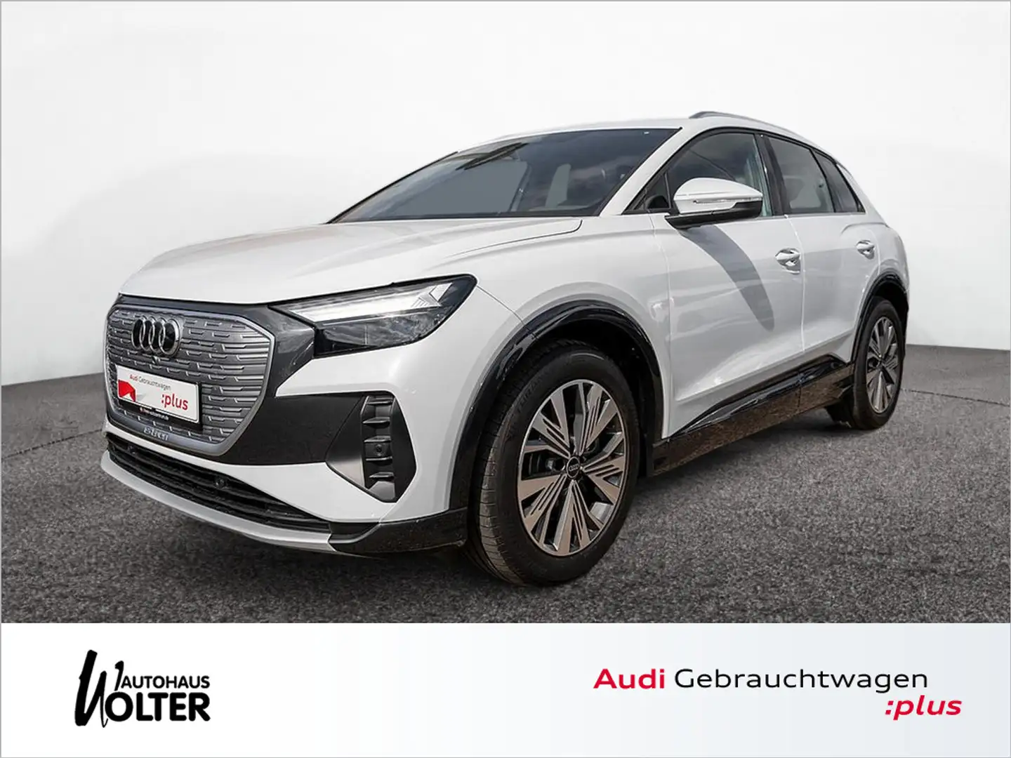 Audi Q4 e-tron 50 quattro AHK PANO NAVI SHZ KAM Weiß - 1