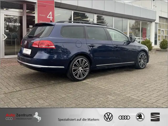 Volkswagen Passat Variant 2.0 TDI R-Line PANO*Kamera*ACC*Bi-Xen*Keyless*NAVI