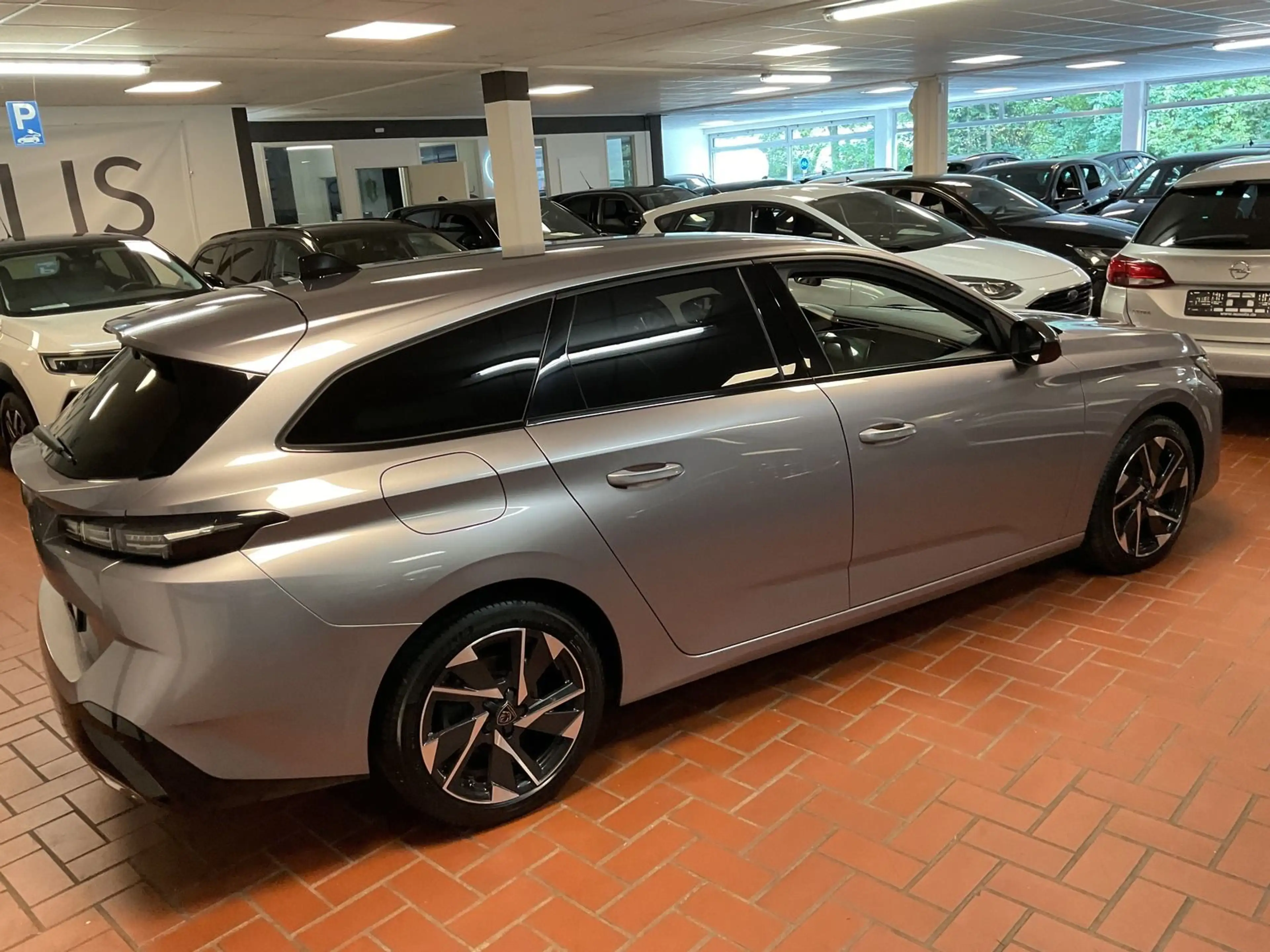 Peugeot 308 SW Allure Pack LED,Leder,Rückfahrkamera — photo 5