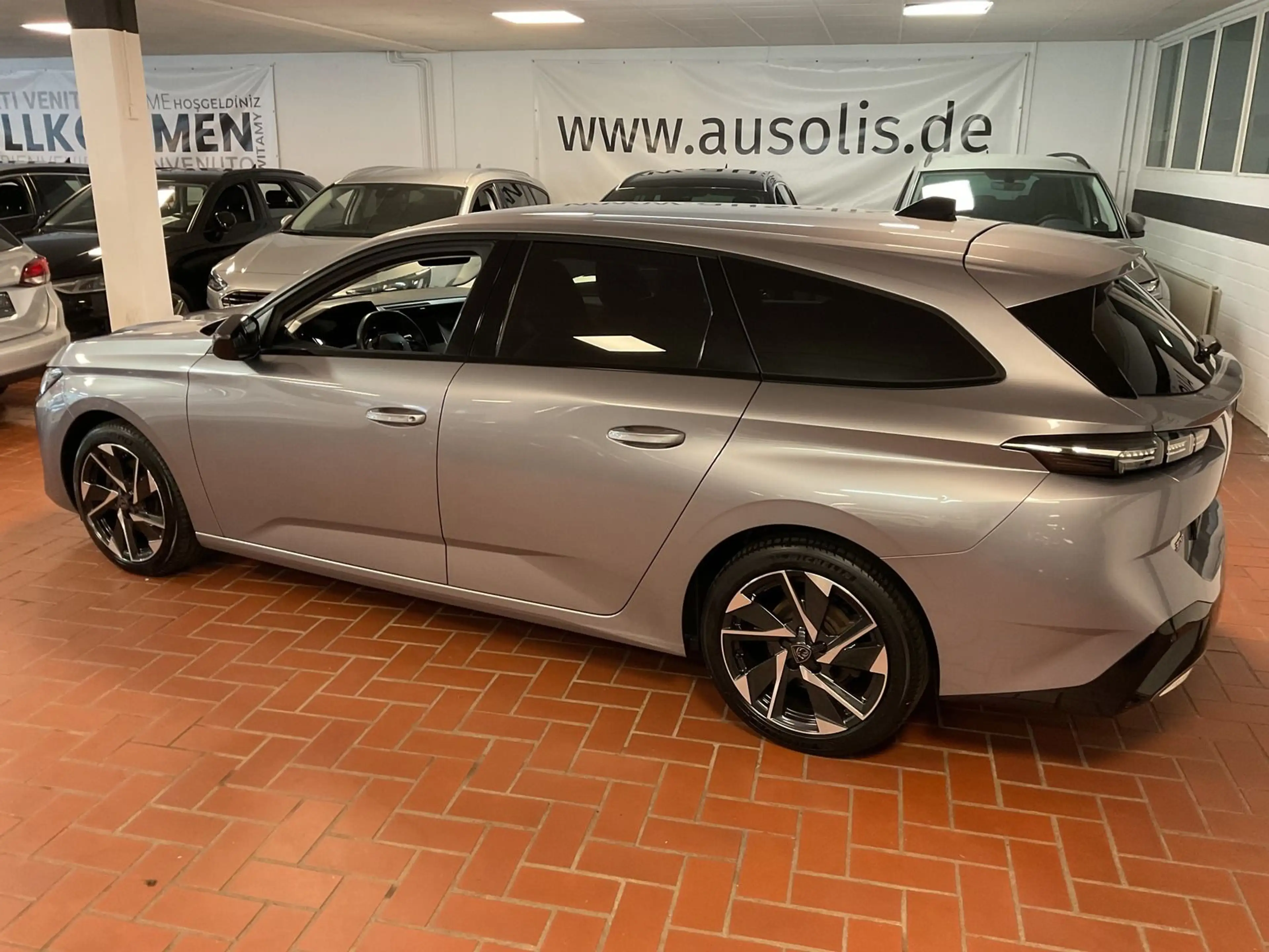 Peugeot 308 SW Allure Pack LED,Leder,Rückfahrkamera — photo 3